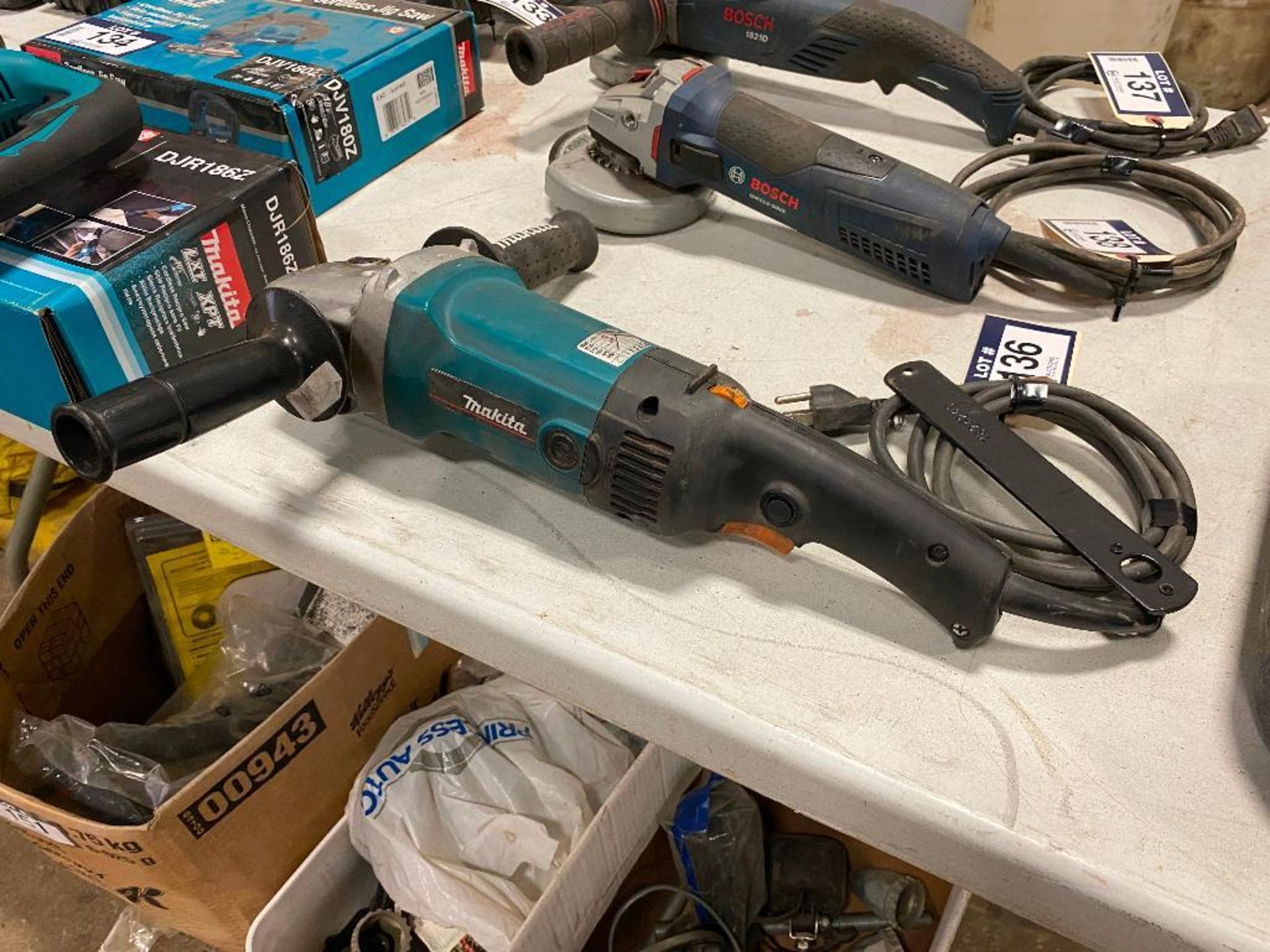 Makita 9227C Electric Angle Grinder - Image 2 of 3