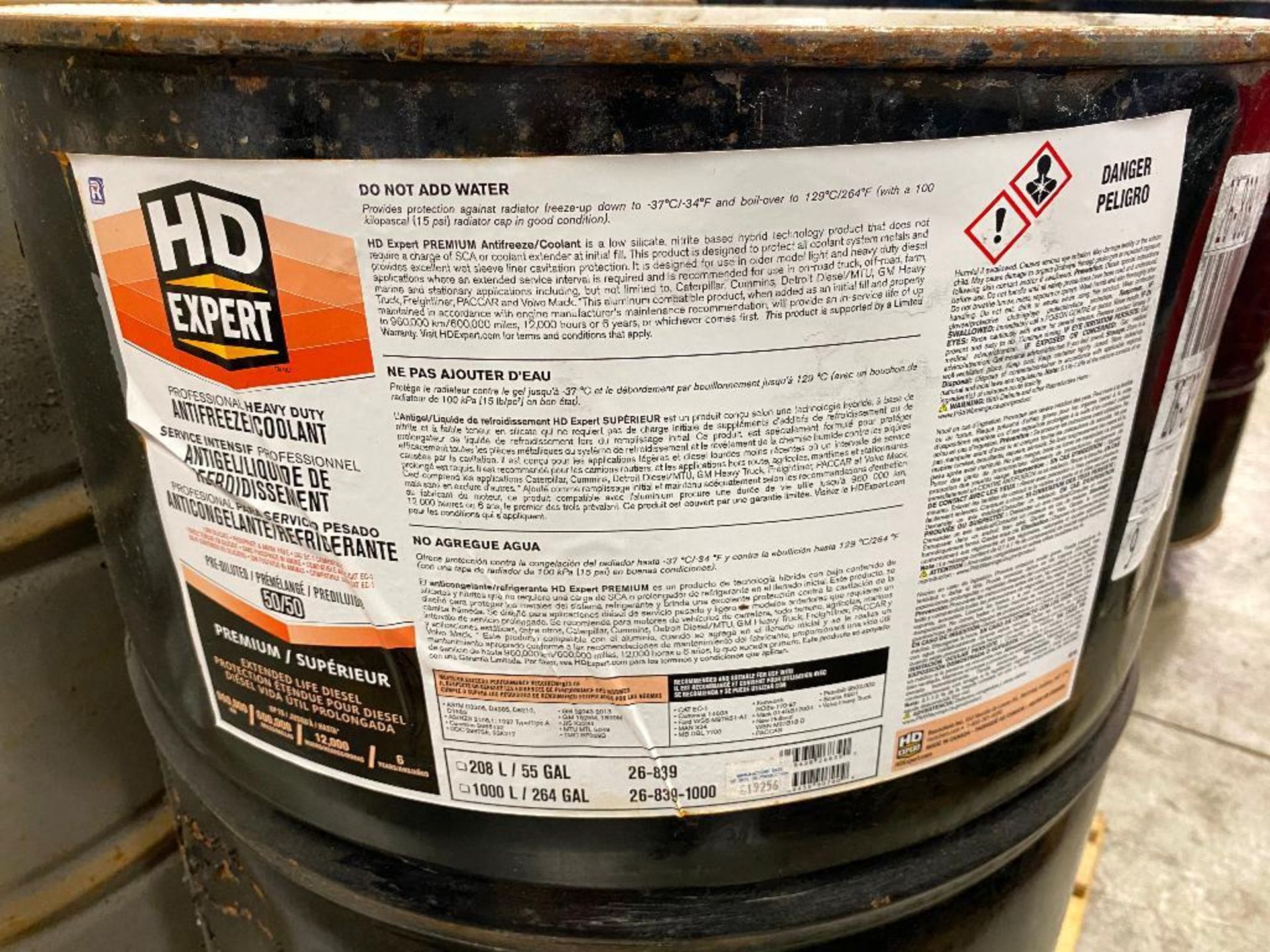 (1) 208L Drum of HD Expert Antifreeze Coolant - Image 3 of 3