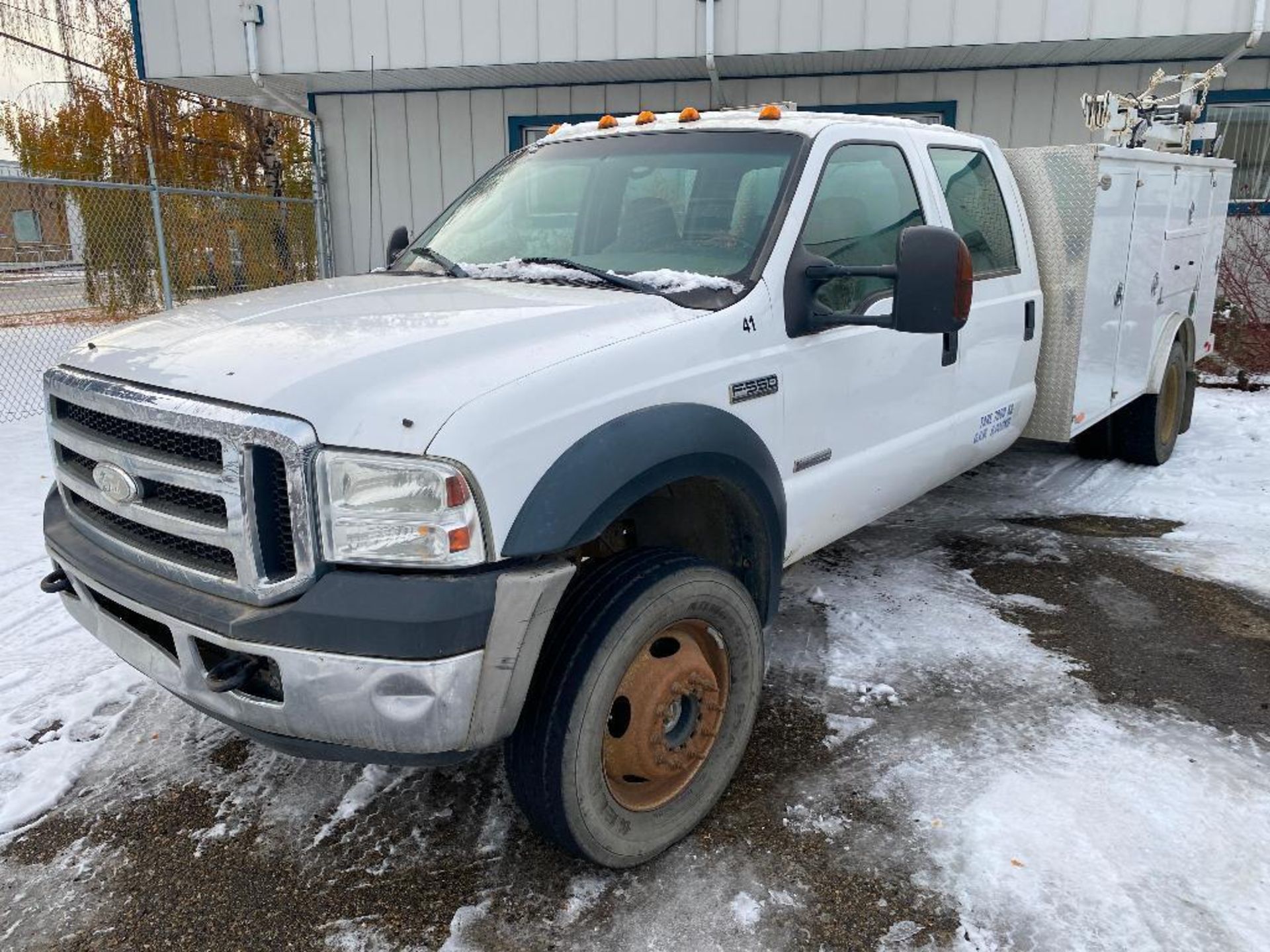 2007 Ford F-550 Crew Cab Service Truck DWR 4x4, Diesel, VIN#: 1FDAW57P67EB04150