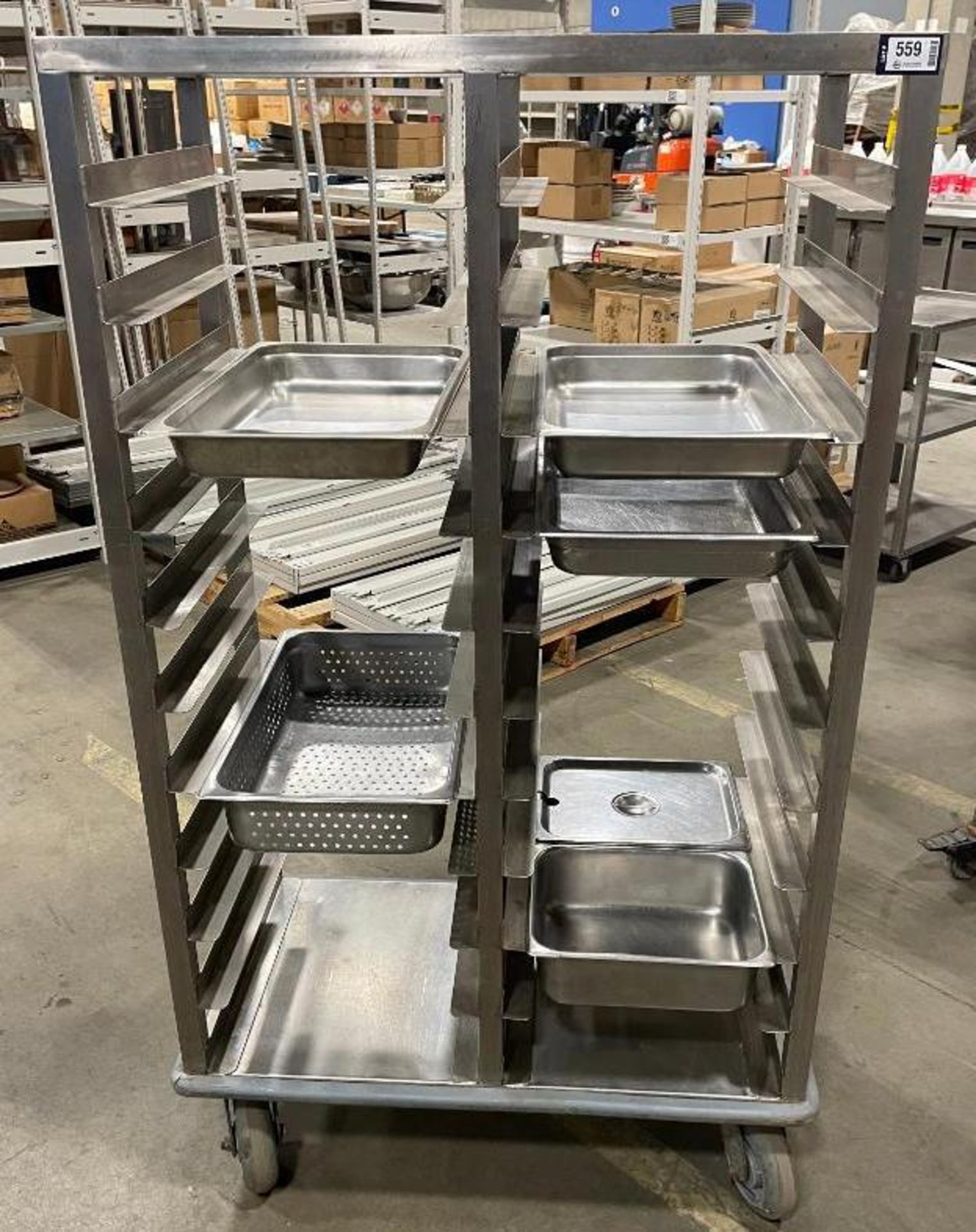 20 SLOT HEAVY DUTY BUN PAN RACK