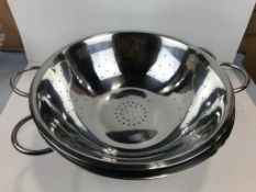 WINCO 14QT (16.5") STAINLESS STEEL COLANDER - LOT OF 2 - WINCO COD14 - NEW