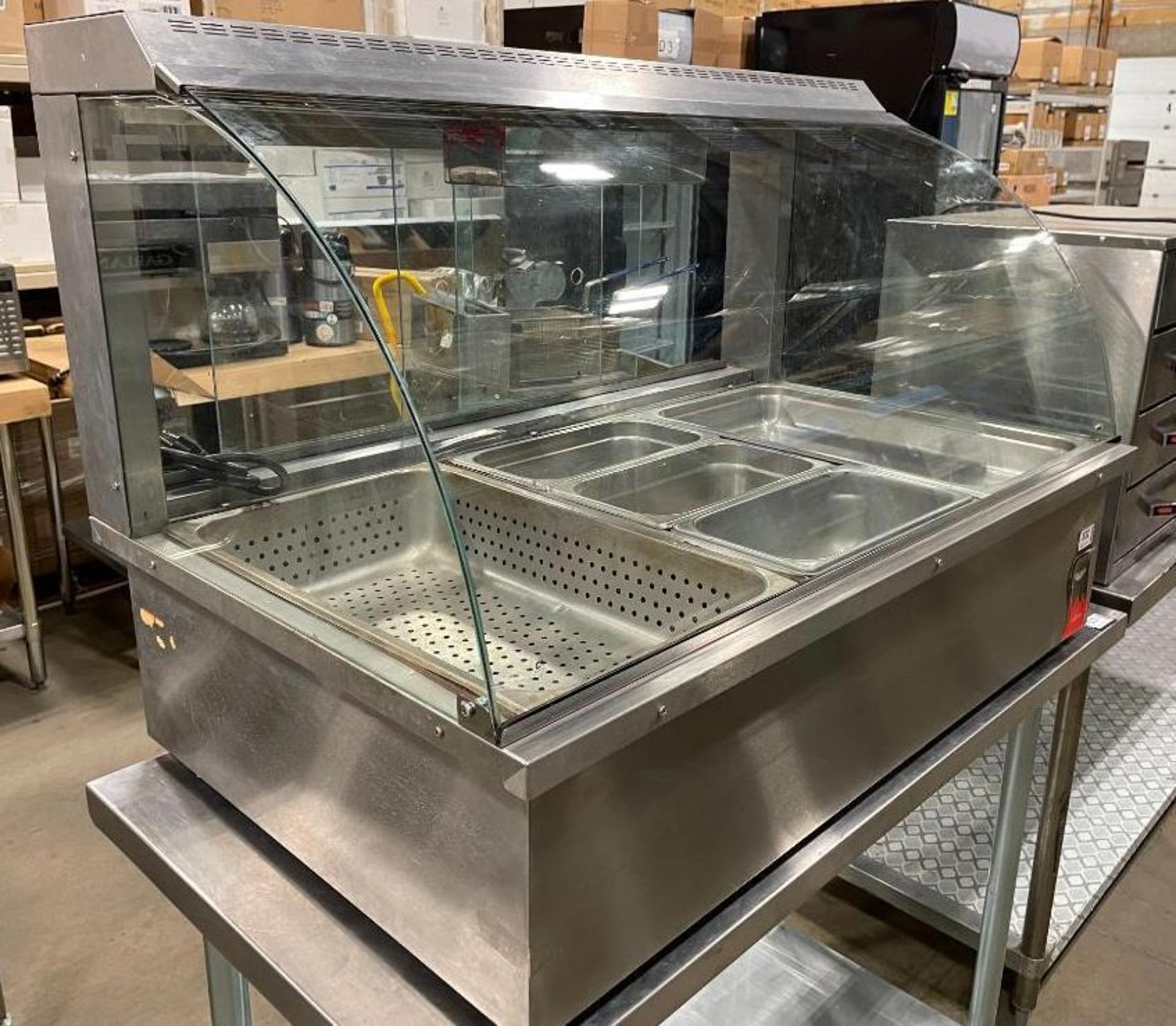 VOLLRATH 40732 CAYENNE BAIN MARIE HOT FOOD DISPLAY CASE - Image 3 of 10