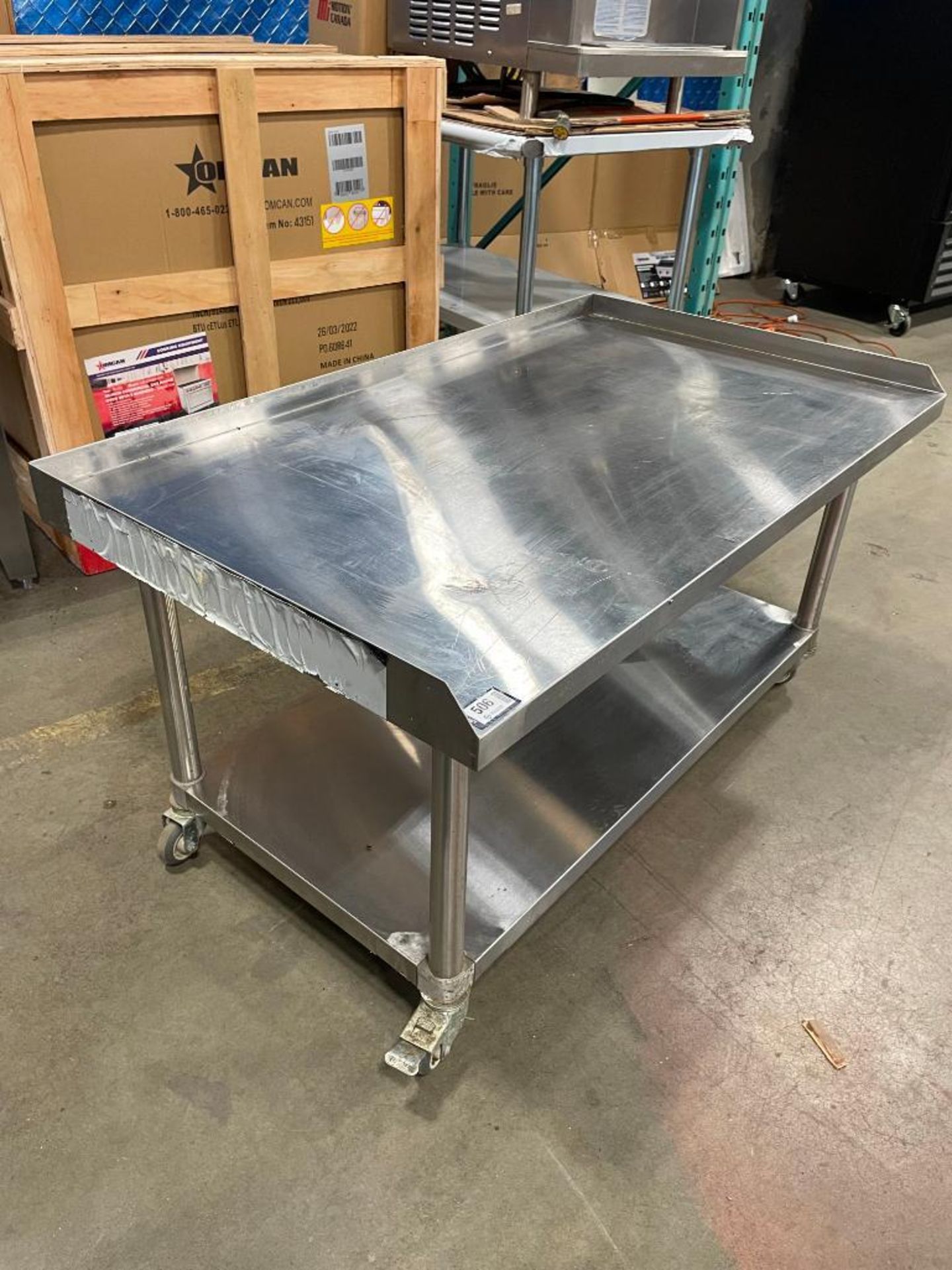 48" STAINLESS STEEL EQUIPMENT STAND ON CASTORS - Image 2 of 4