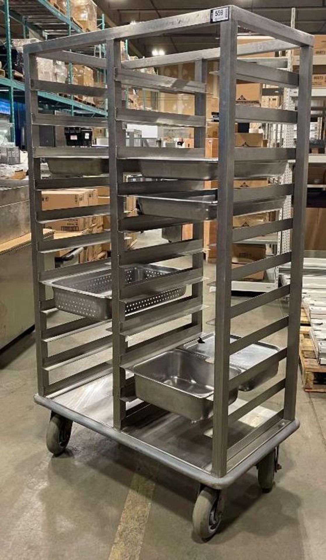 20 SLOT HEAVY DUTY BUN PAN RACK - Image 2 of 6