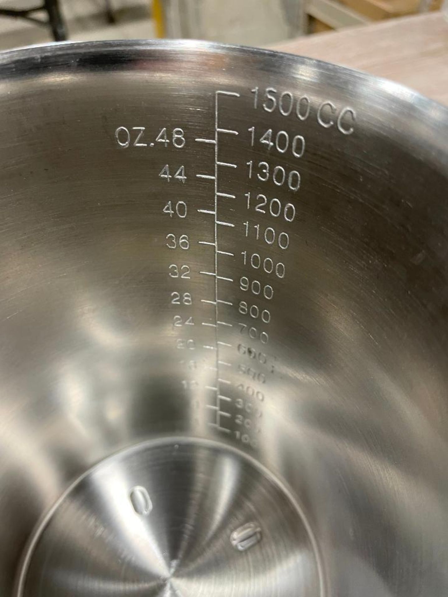 1500ML HEAVY DUTY STAINLESS GRADUATED MEASURE - NEW - Image 2 of 5