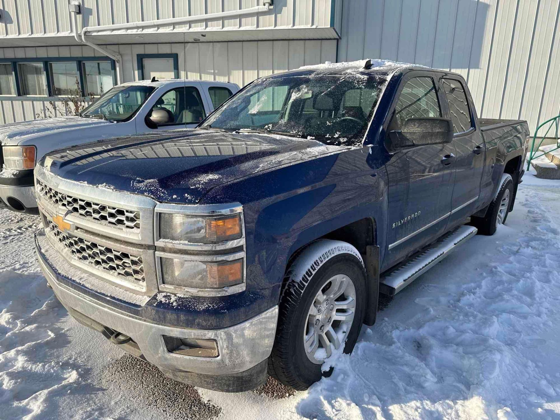 2014 Chevrolet Silverado Double Cab 4X4 Gas Pickup Truck, VIN #: 1GCVKREC6EZ330249 - Image 4 of 13