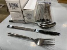 72 PIECE WINDSOR SILVERWARE SET