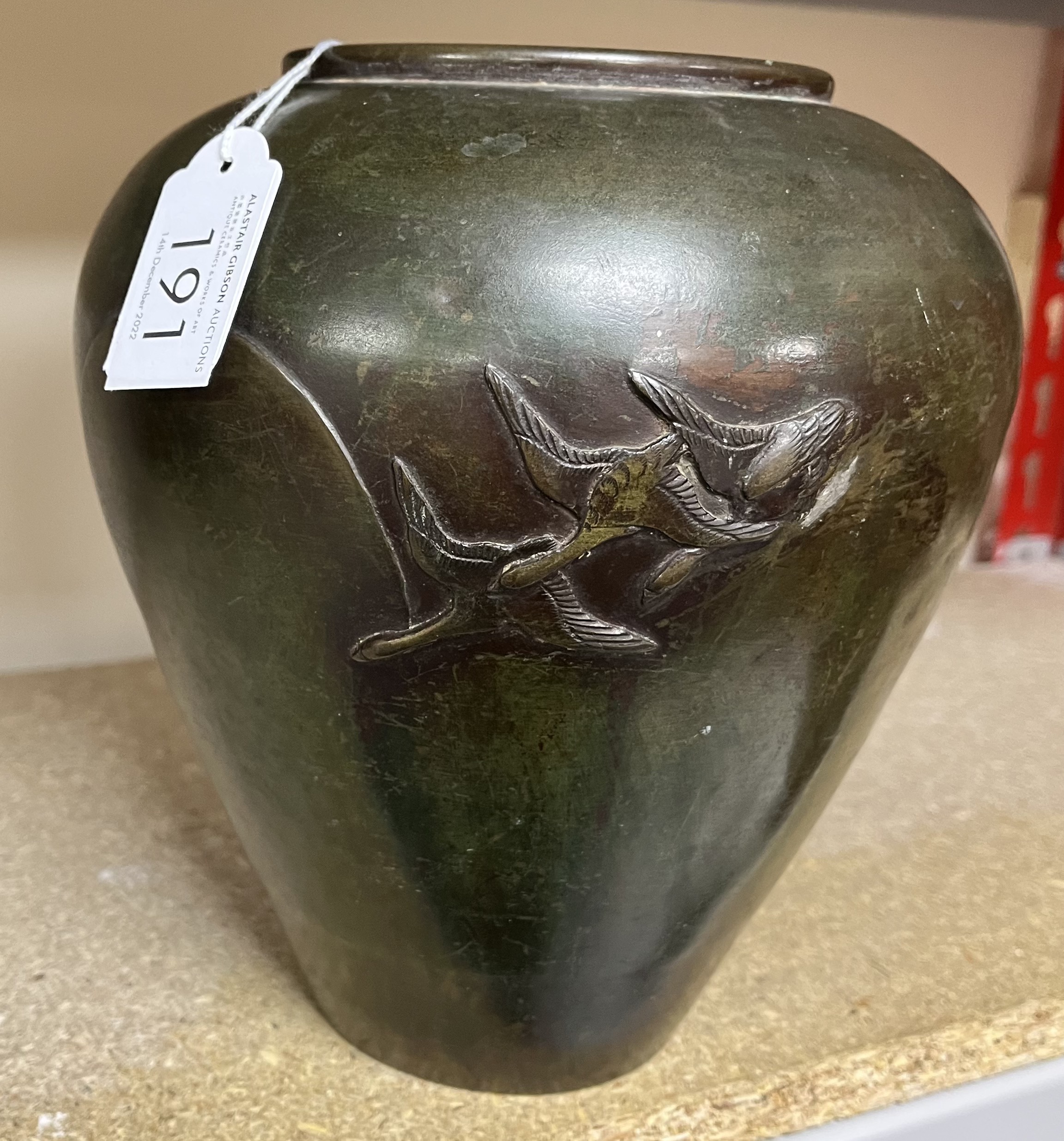 A JAPANESE BRONZE VASE WITH GEESE, MEIJI PERIOD, 1868 – 1912 - Image 3 of 8