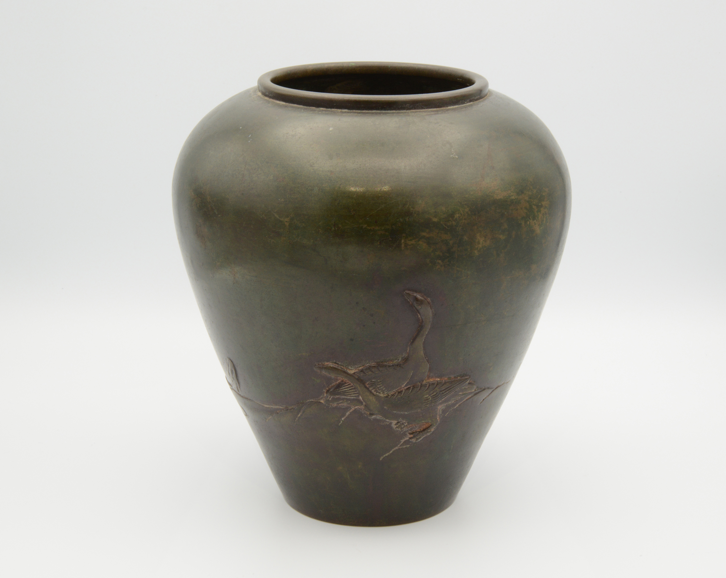 A JAPANESE BRONZE VASE WITH GEESE, MEIJI PERIOD, 1868 – 1912 - Image 2 of 8