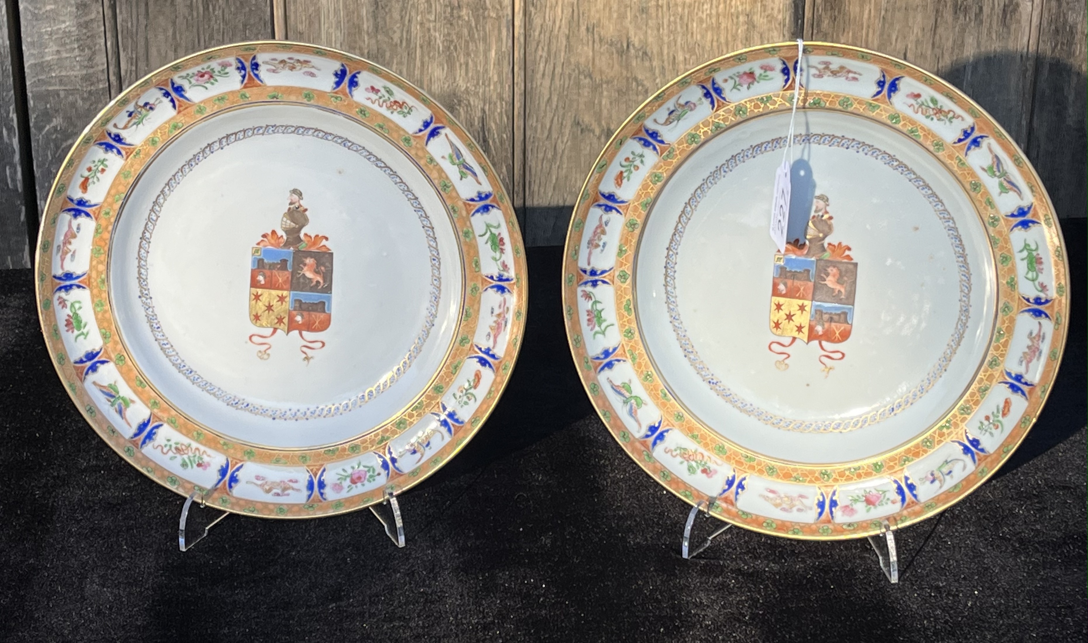 A PAIR OF CHINESE PORTUGUESE MARKET ARMORIAL DISHES, QING DYNASTY, JIAQING PERIOD, CIRCA 1820 - Image 2 of 5