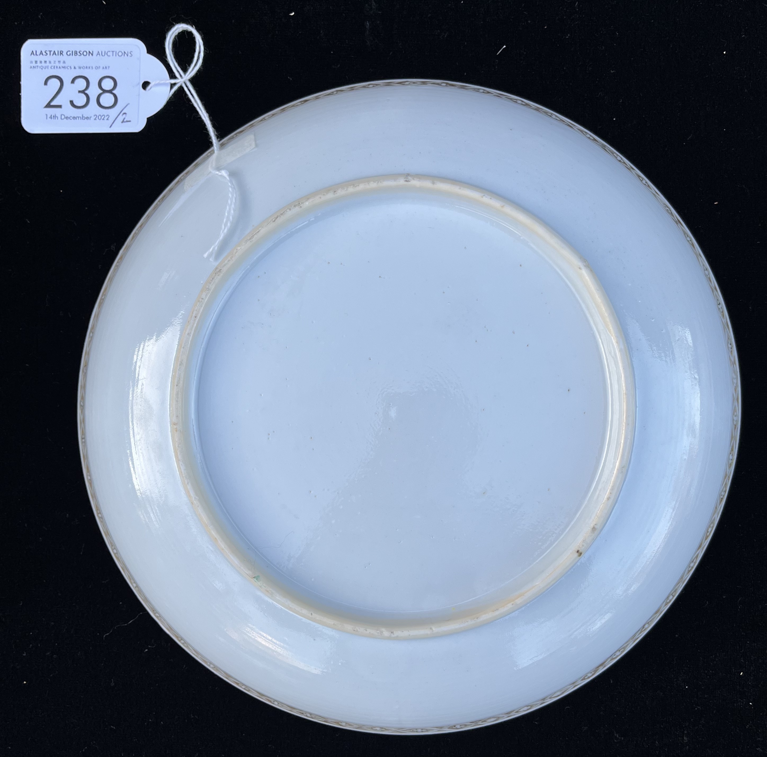A PAIR OF CHINESE EXPORT ‘FAMILLE ROSE’ ‘PRONK DOCTOR’S VISIT' SAUCER DISHES, QIANLONG, CIRCA 1740 - Image 4 of 11