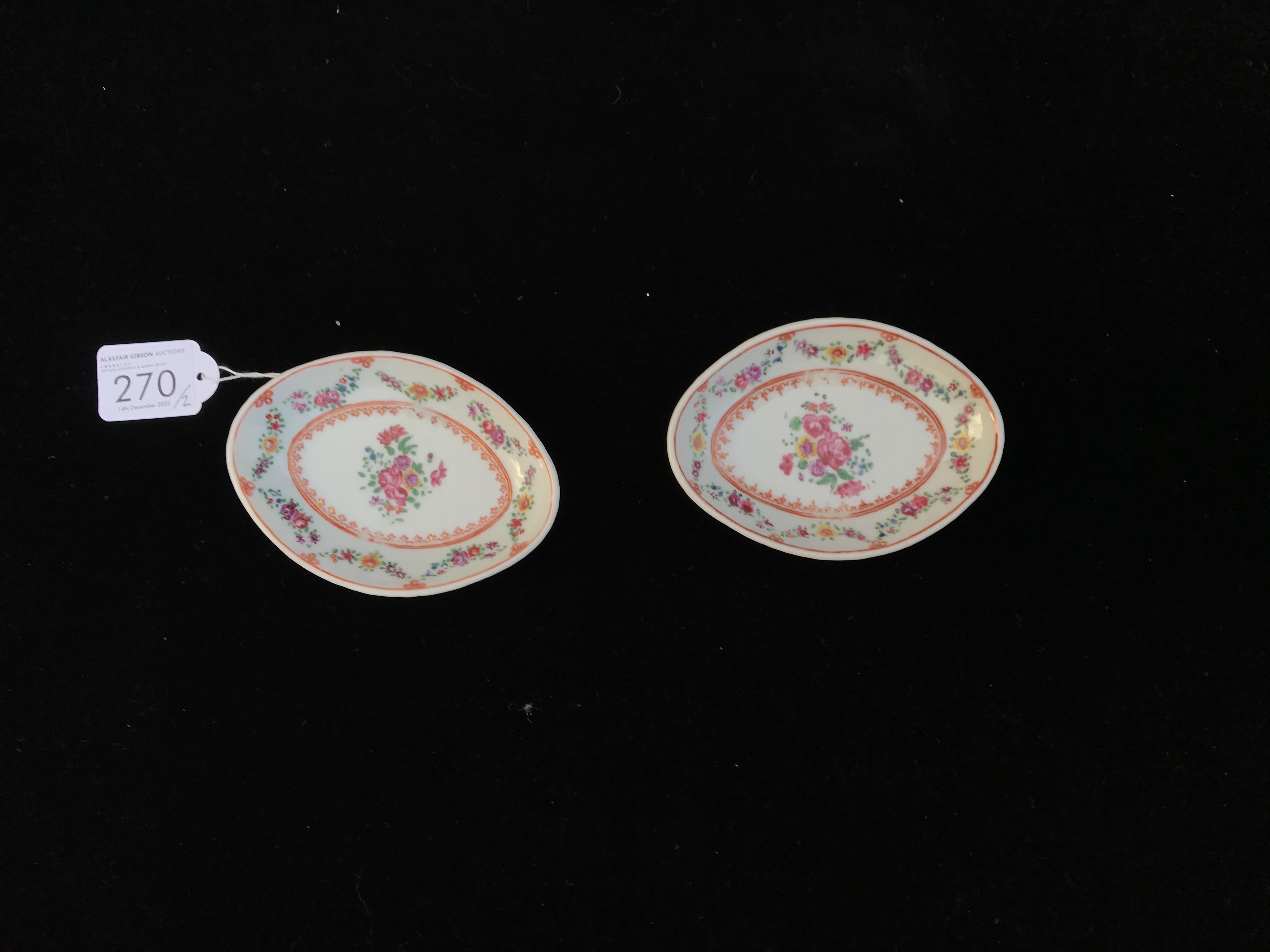 A PAIR OF CHINESE EXPORT ‘FAMILLE-ROSE’ PORCELAIN SPOON TRAYS, QIANLONG PERIOD, 1736 - 1795 - Image 2 of 4