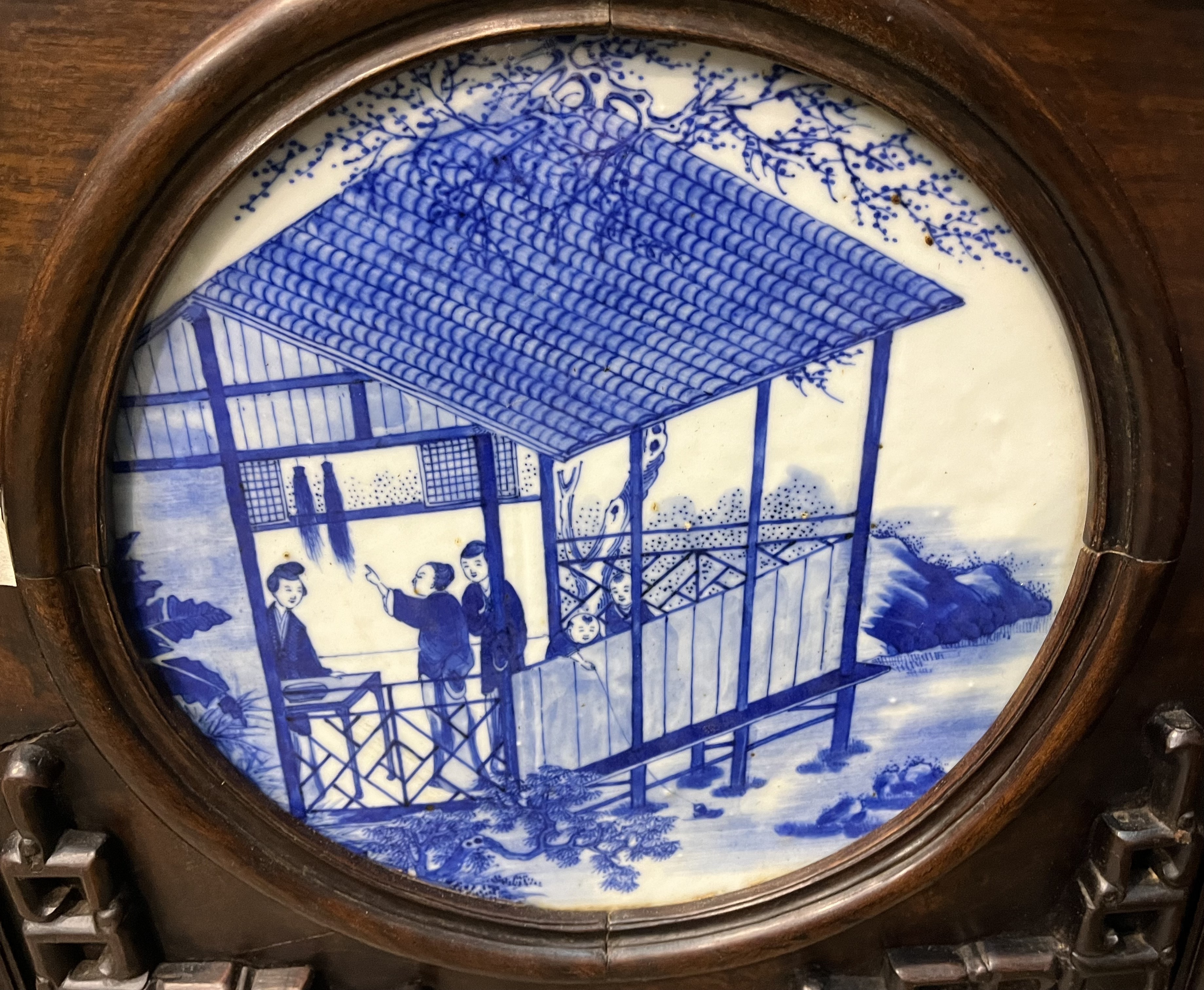 λ A RARE SET OF CHINESE BLUE & WHITE PORCELAIN SILK PRODUCTION PANELS AS A 6-FOLD SCREEN 19TH CENTUR - Image 12 of 59