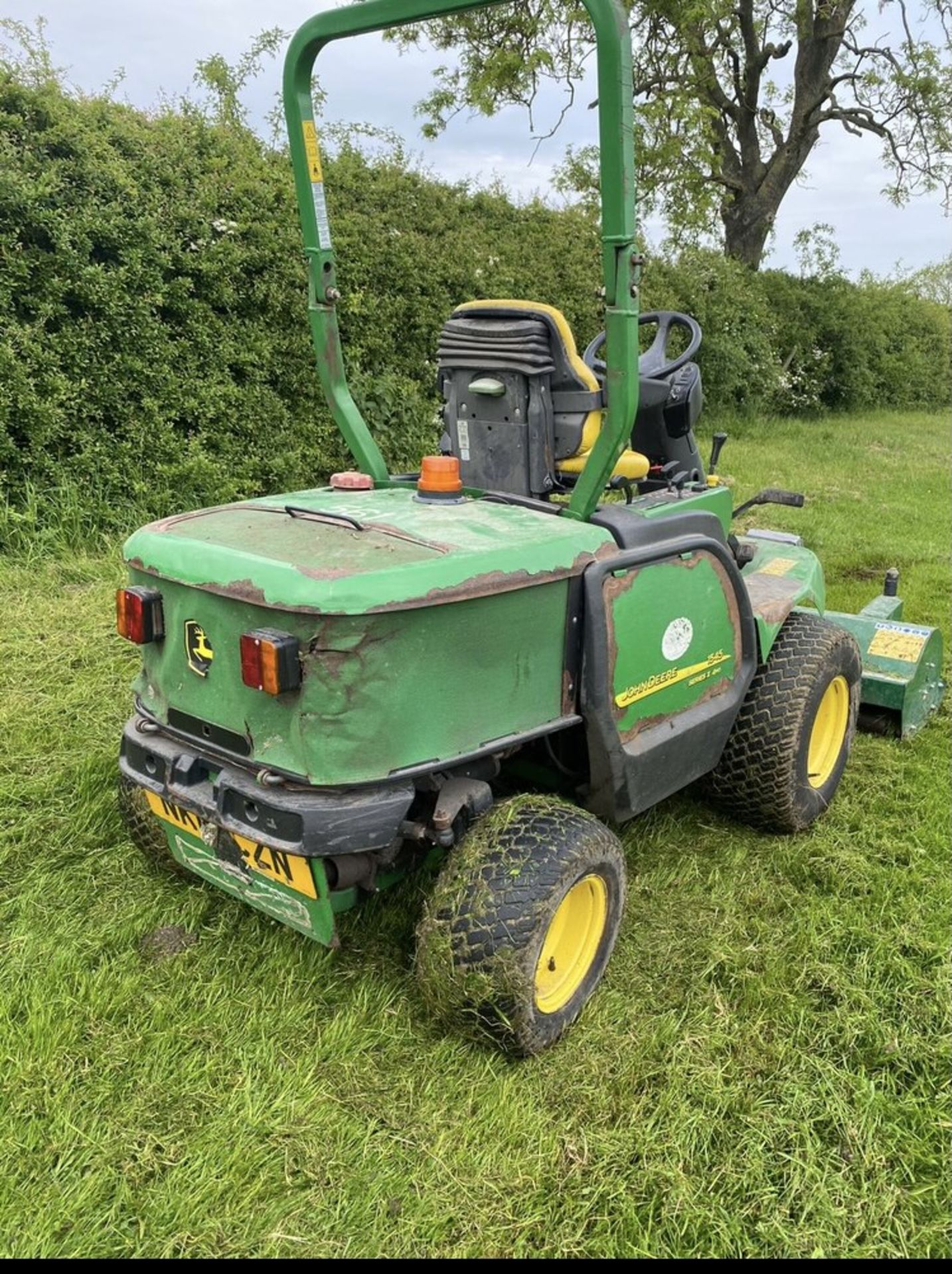 2012 JOHN DEERE OUTFRONT FLAIL MOWER LOCATION NORTH YORKSHIRE.