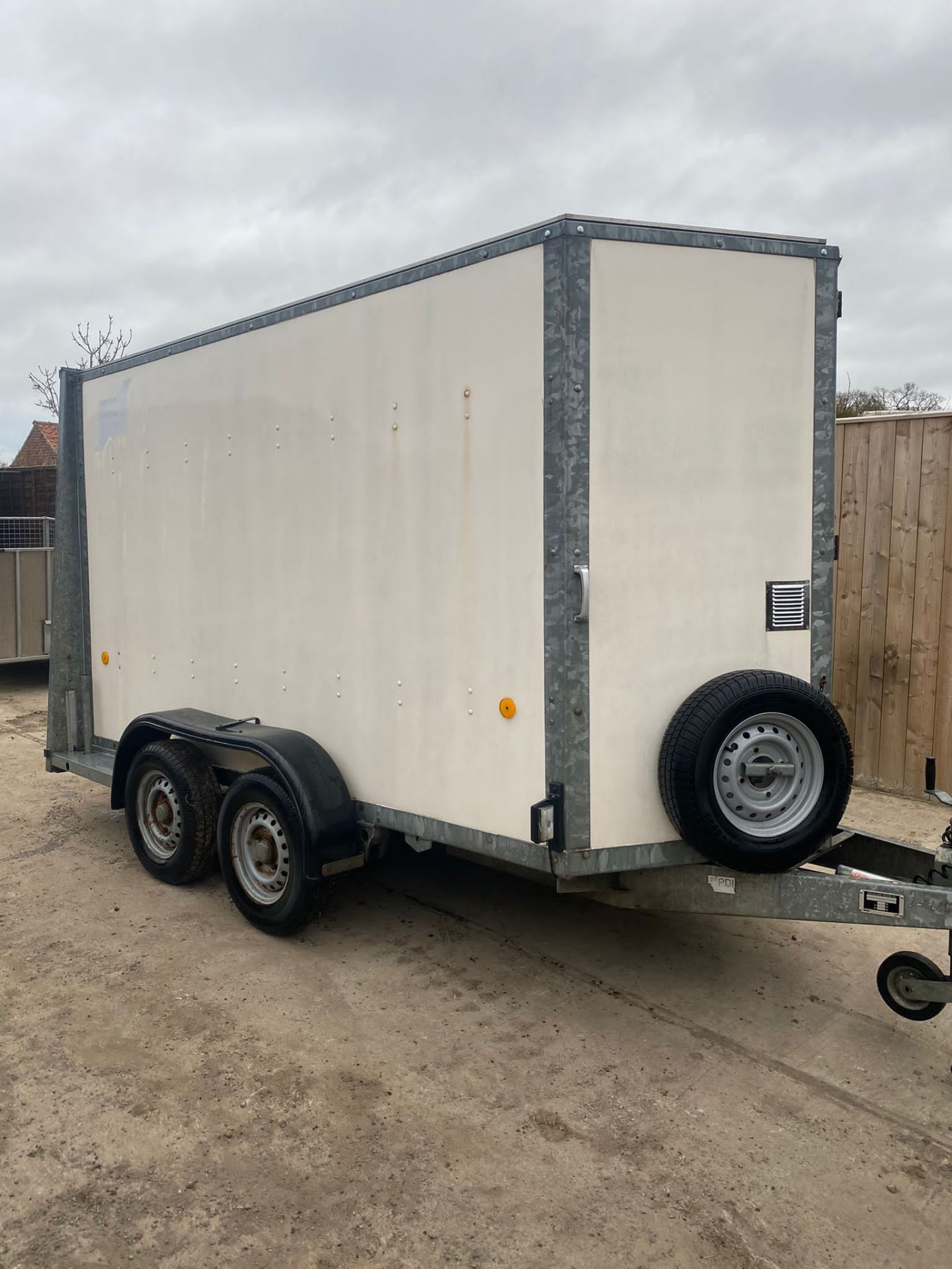 IFOR WILLIAMS BOX TRAILER 10X5 LOCATION NORTH YORKSHIRE. - Image 2 of 8