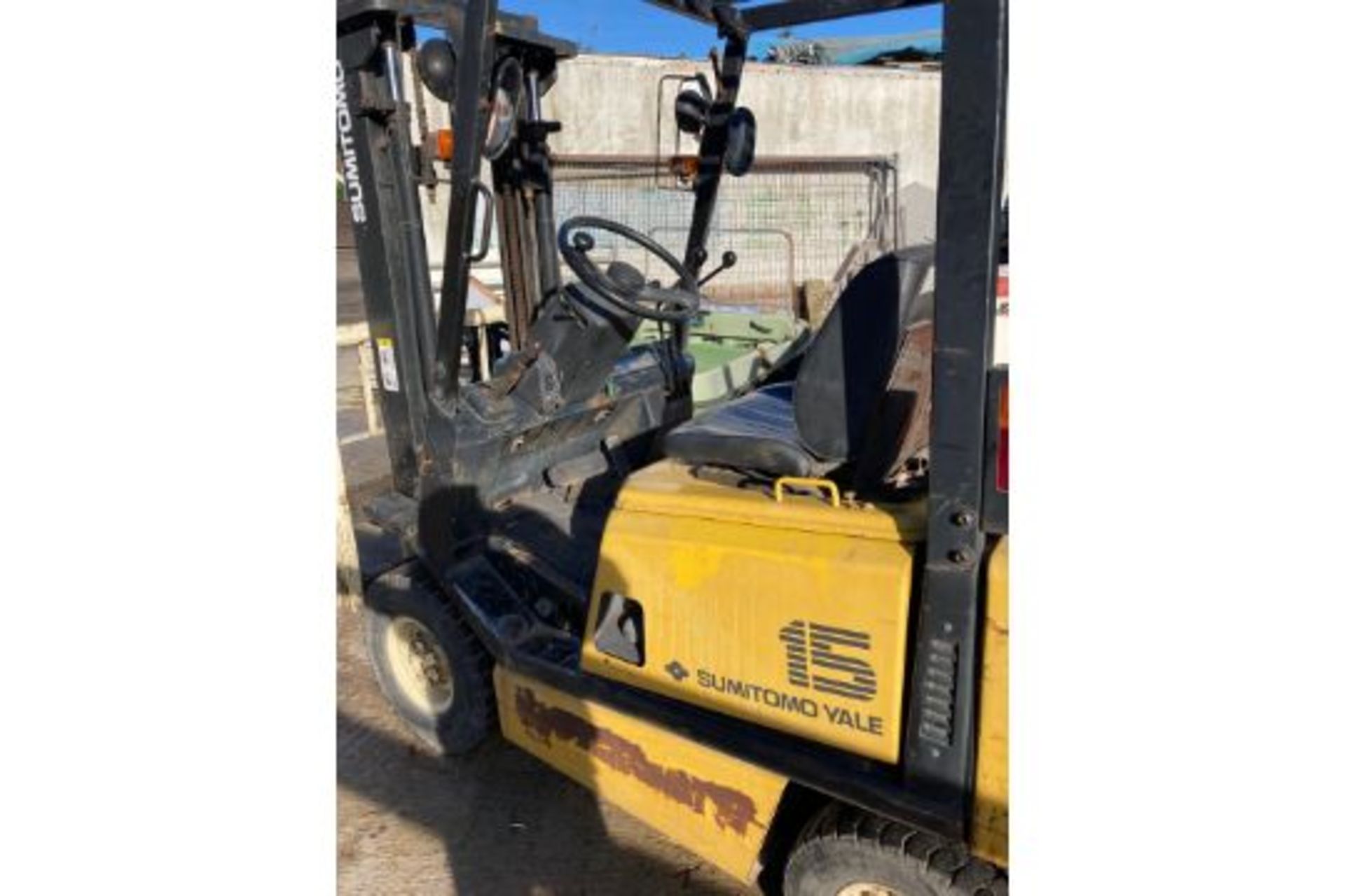 SUMITO PETROL FORKLIFT