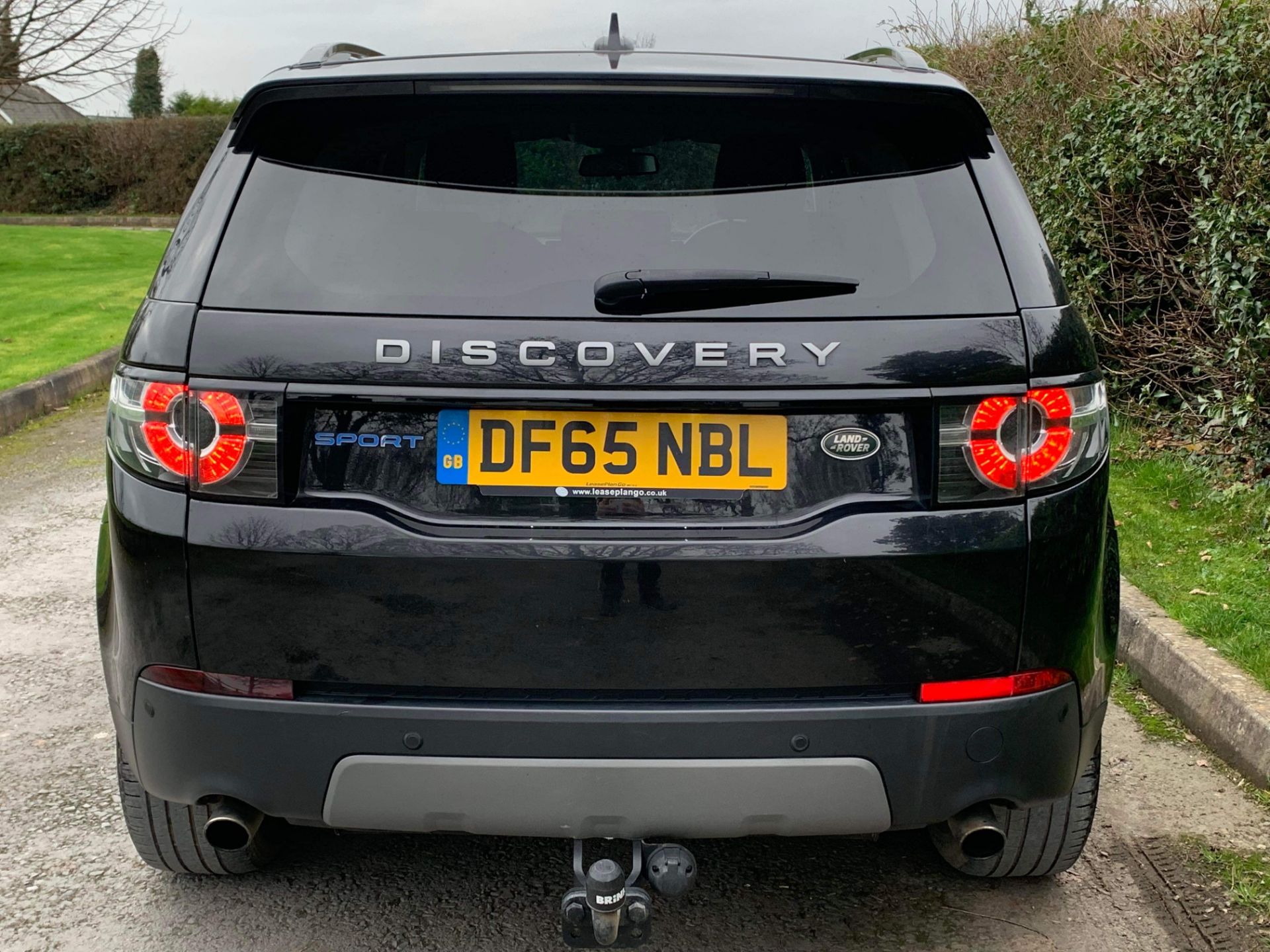 LAND ROVER DISCOVERY SPORT 2.0 TD4 SE TECH 150 S/S - Image 6 of 10
