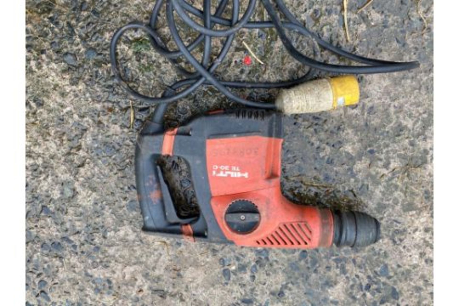 HILTI TE30 HAMMER DRILL 110V