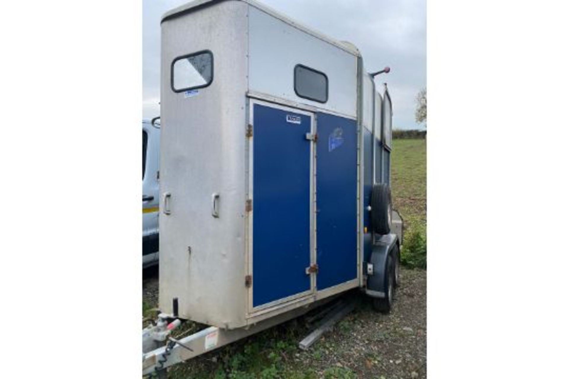 IFOR WILLIAMS HB510 HORSEBOX DOUBLE WITH PARTITION ALLOY FLOOR - Image 3 of 6