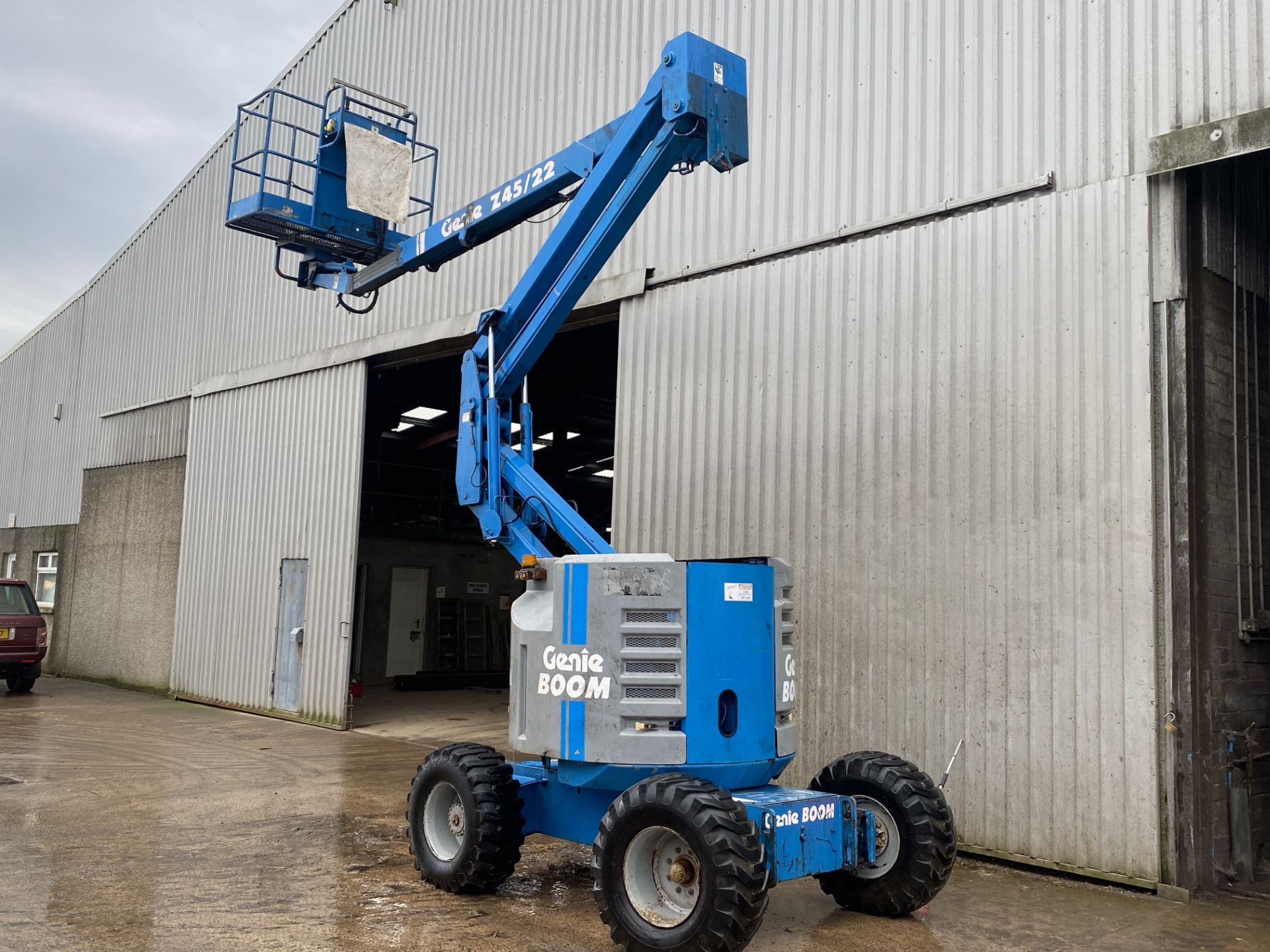 GENIE BOOM Z45/22 ARTICULATED BOOM LIFT CHERRY PICKER - Image 3 of 11