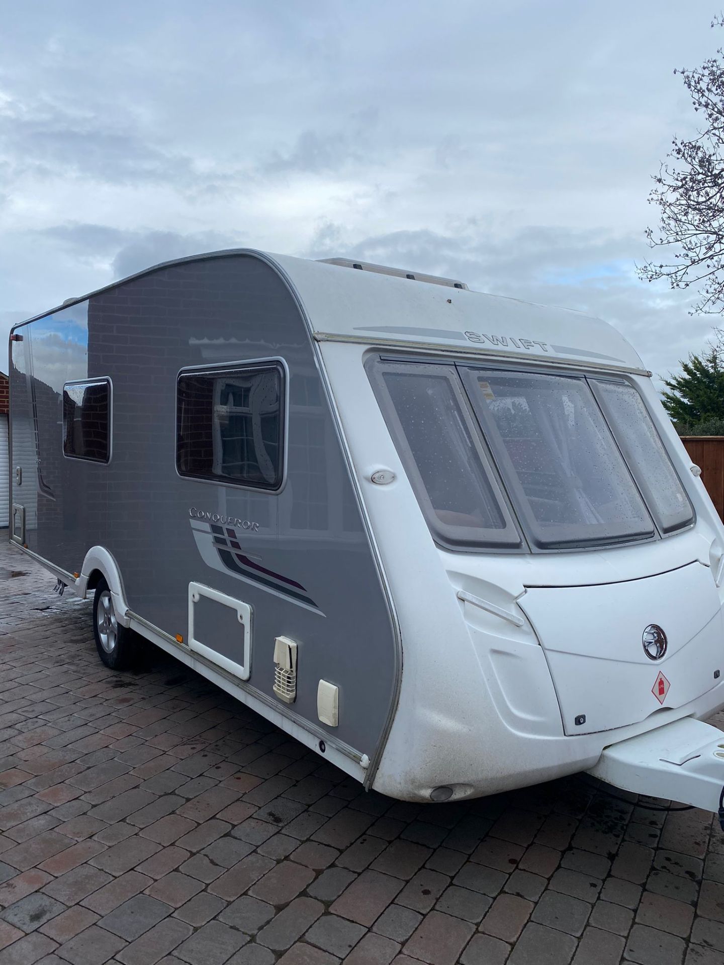 SWIFT CONQUEROR 530 4 BERTH CARAVAN 2008 LOCATION NORTH YORKSHIRE