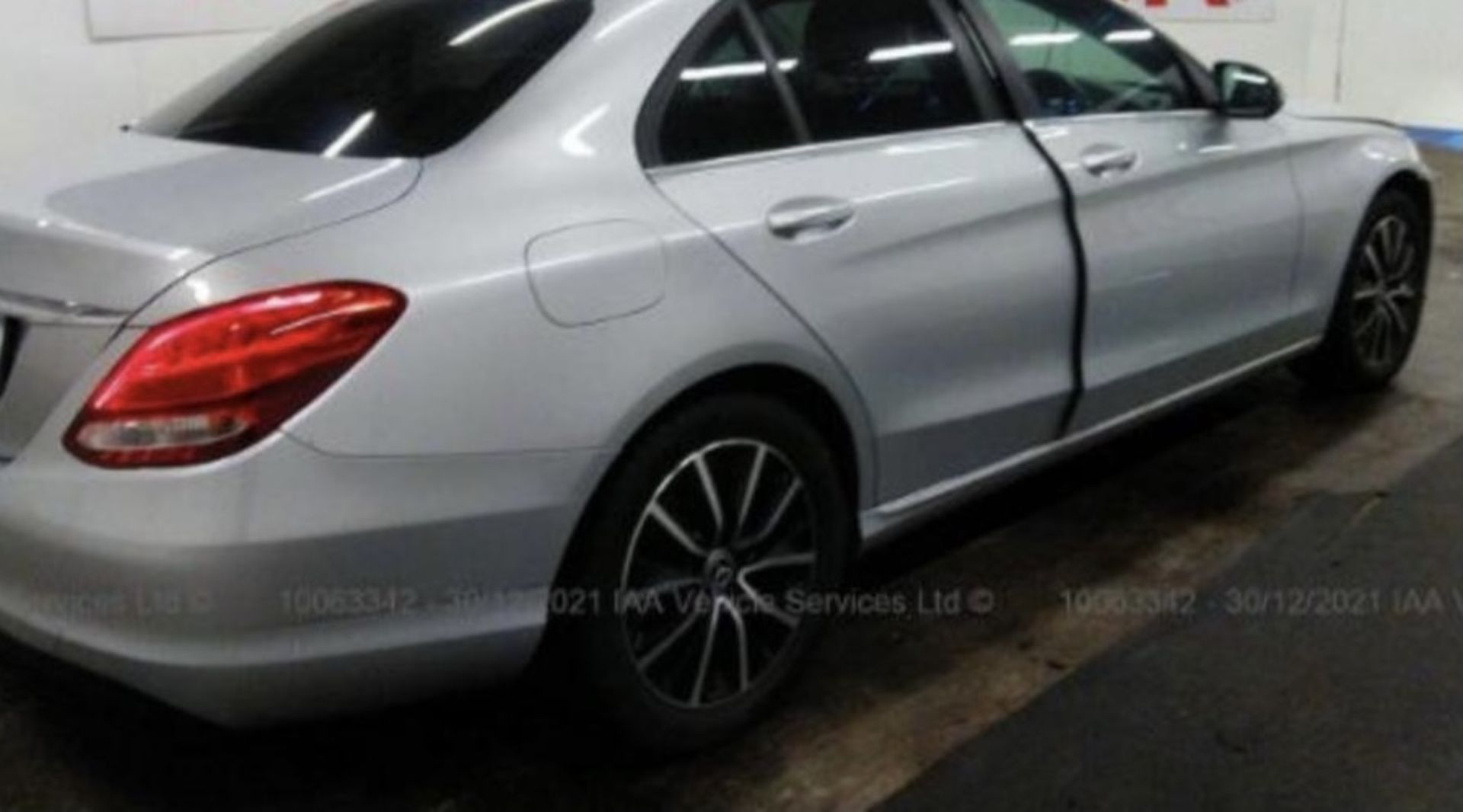 2019 MERCEDES BENZ C220 - Image 3 of 3