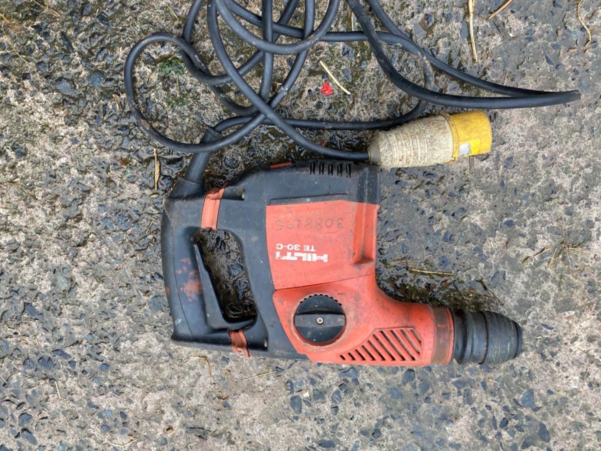 HILTI TE30 HAMMER DRILL 110V