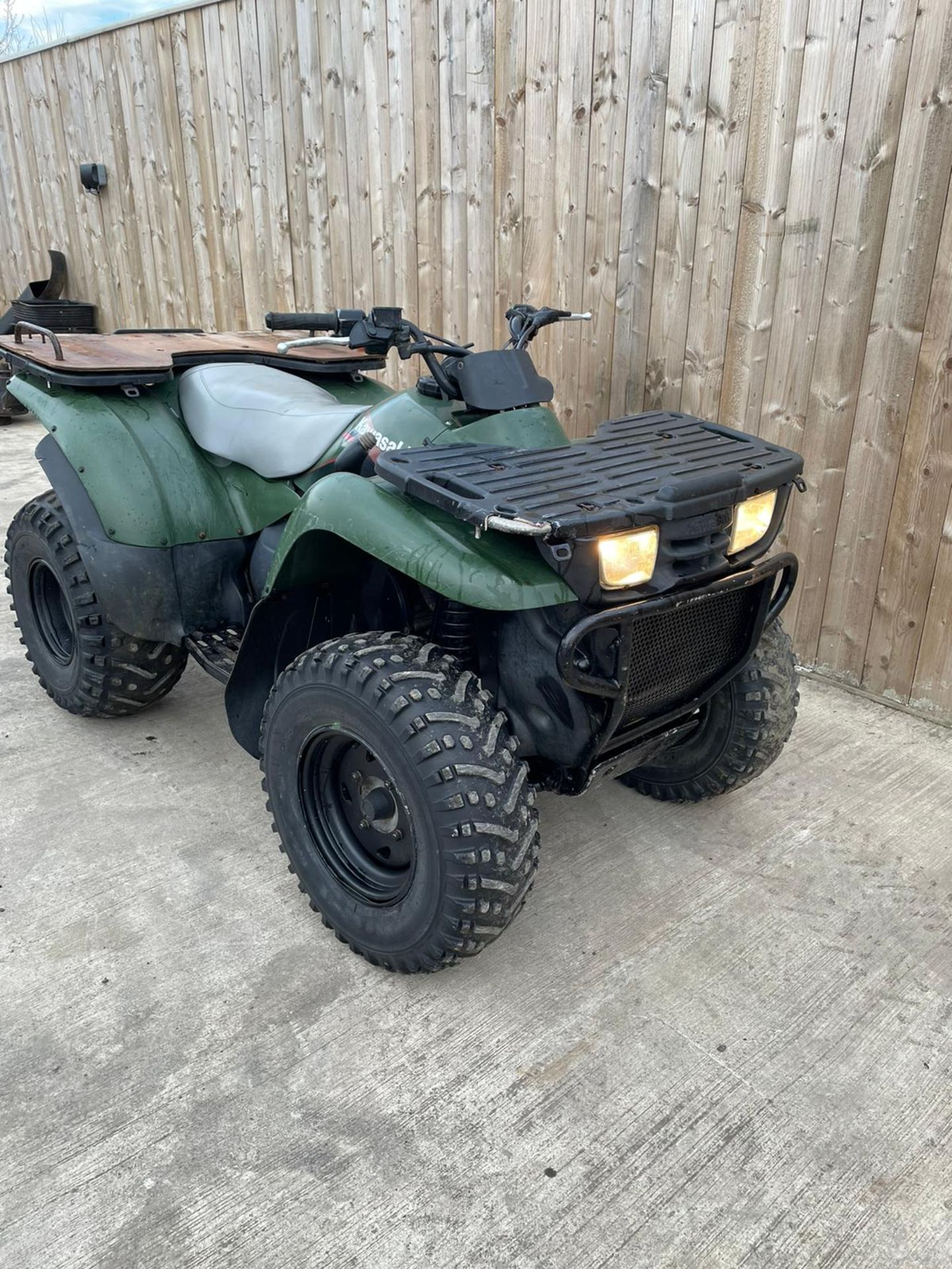 KAWASAKI KVF 400 4X4 FARM QUAD LOCATION NORTH YORKSHIRE.