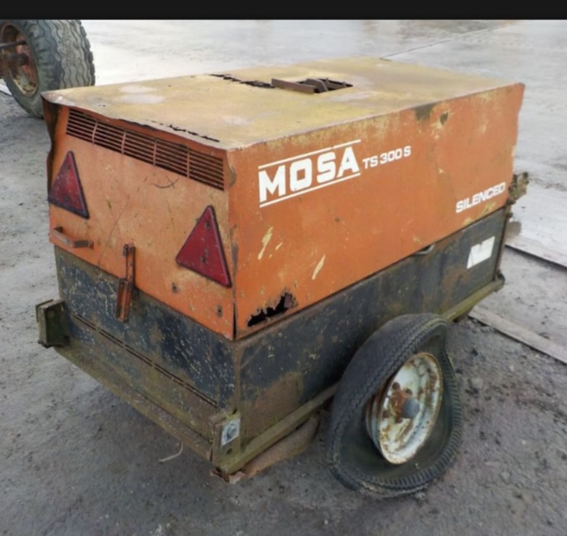 MOSA DIESEL WELDER GENERATOR LOCATED IN NORTHERN IRELAND - Image 2 of 9