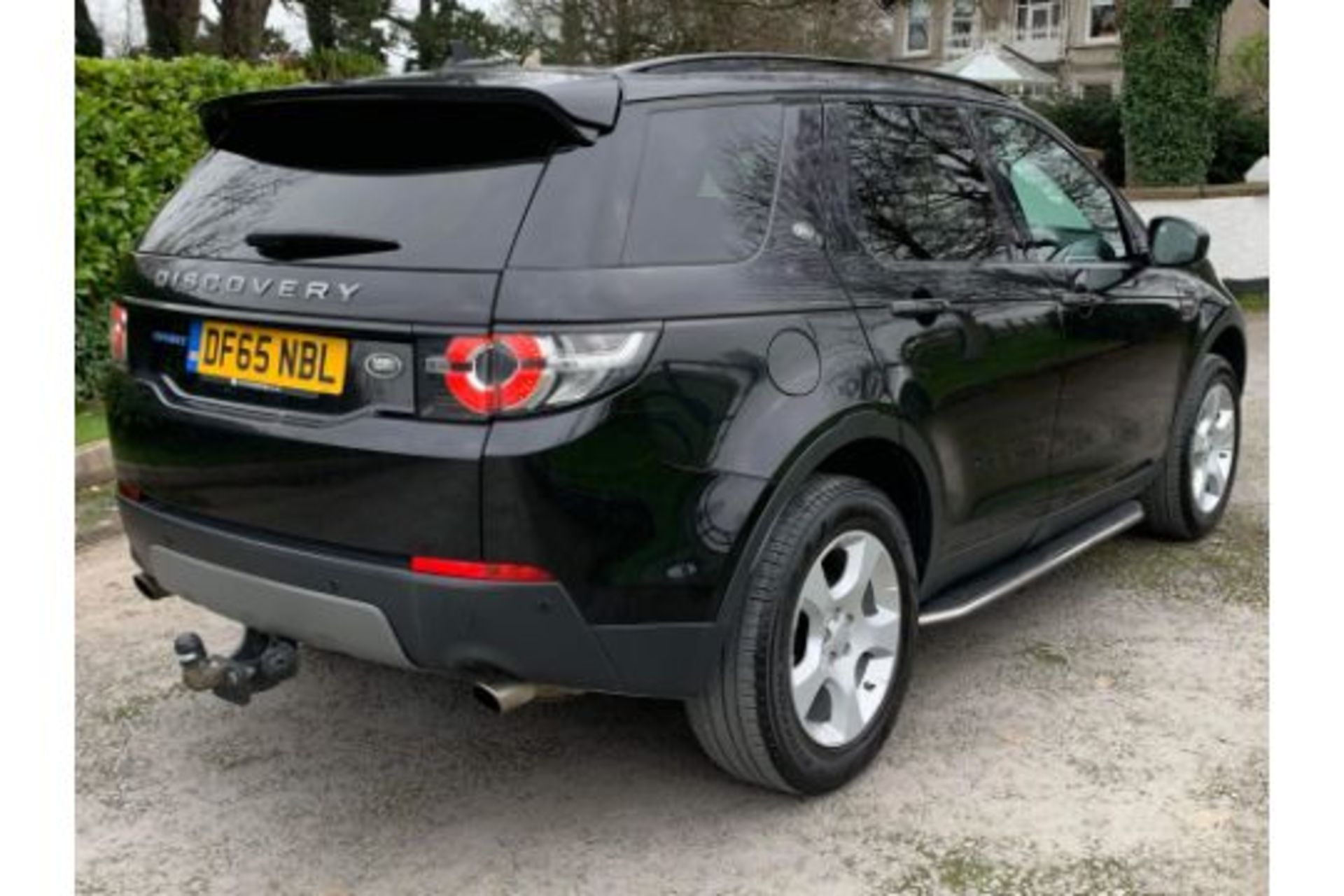 LAND ROVER DISCOVERY SPORT 2.0 TD4 SE TECH 150 S/S - Image 6 of 10