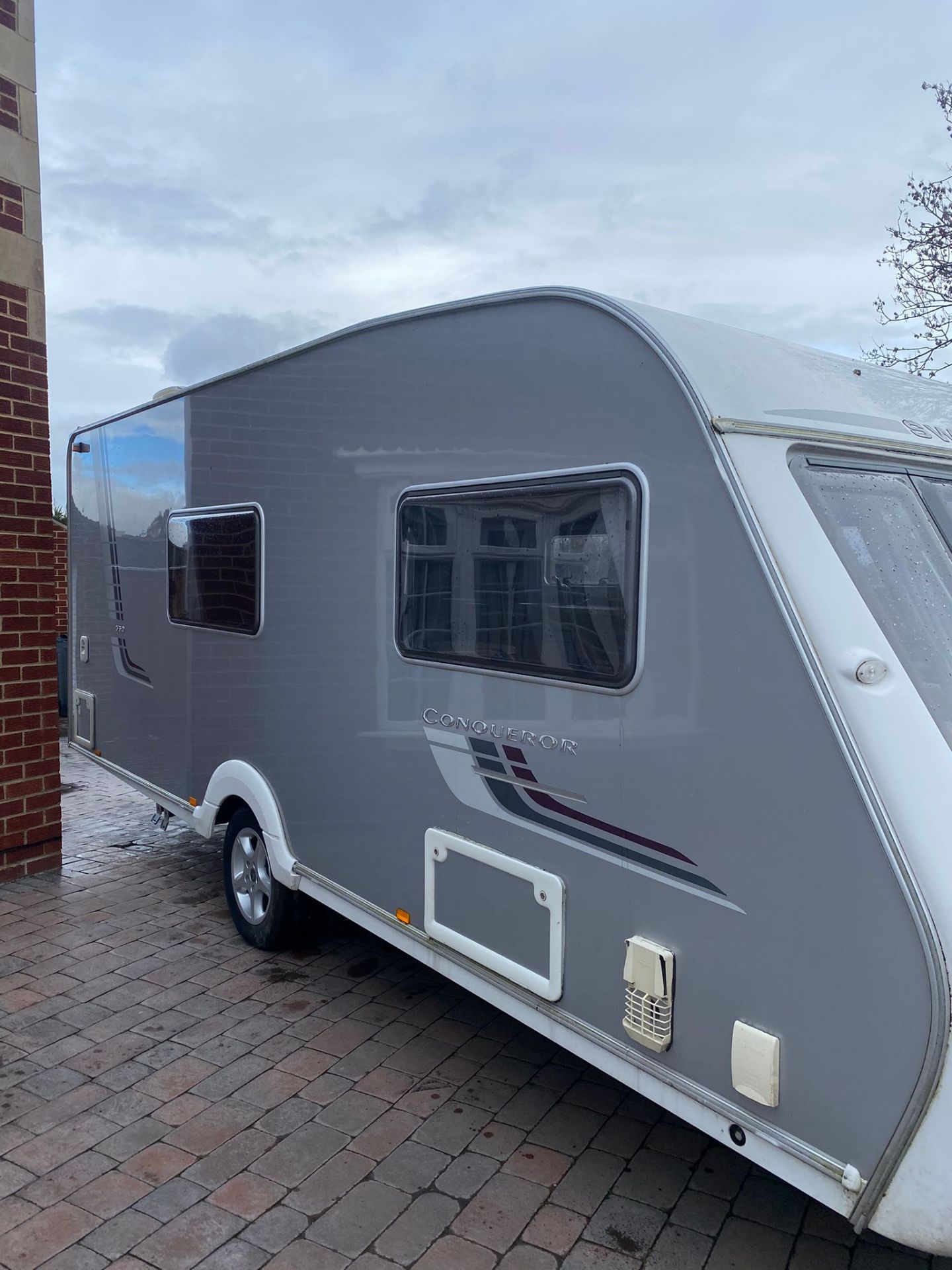 SWIFT CONQUEROR 530 4 BERTH CARAVAN 2008 LOCATION NORTH YORKSHIRE - Image 8 of 10