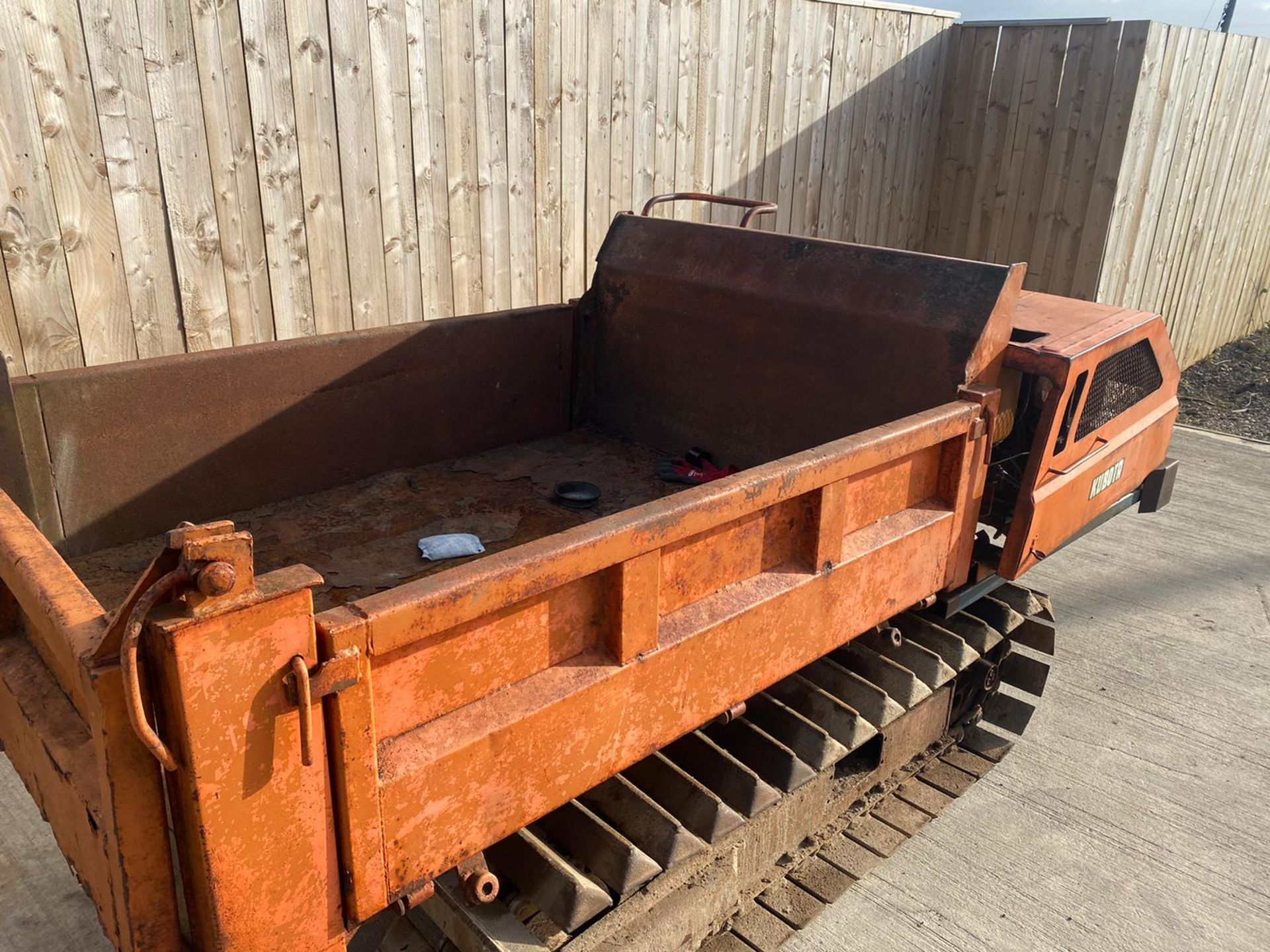 TRACKED DIESEL DUMPER LOCATION NORTH YORKSHIRE.