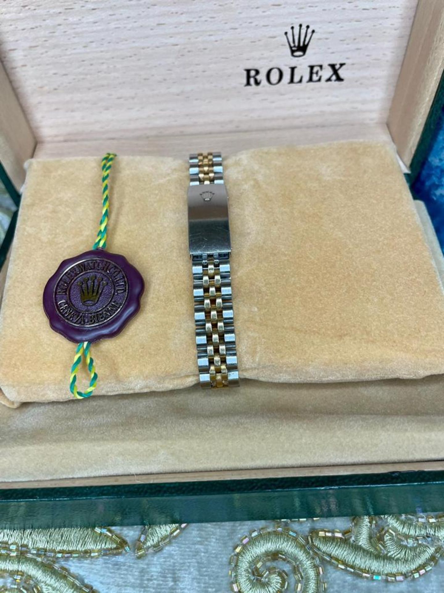 ROLEX DATEJUST MODEL 69173 26MM LADIES WATCH - Image 3 of 3