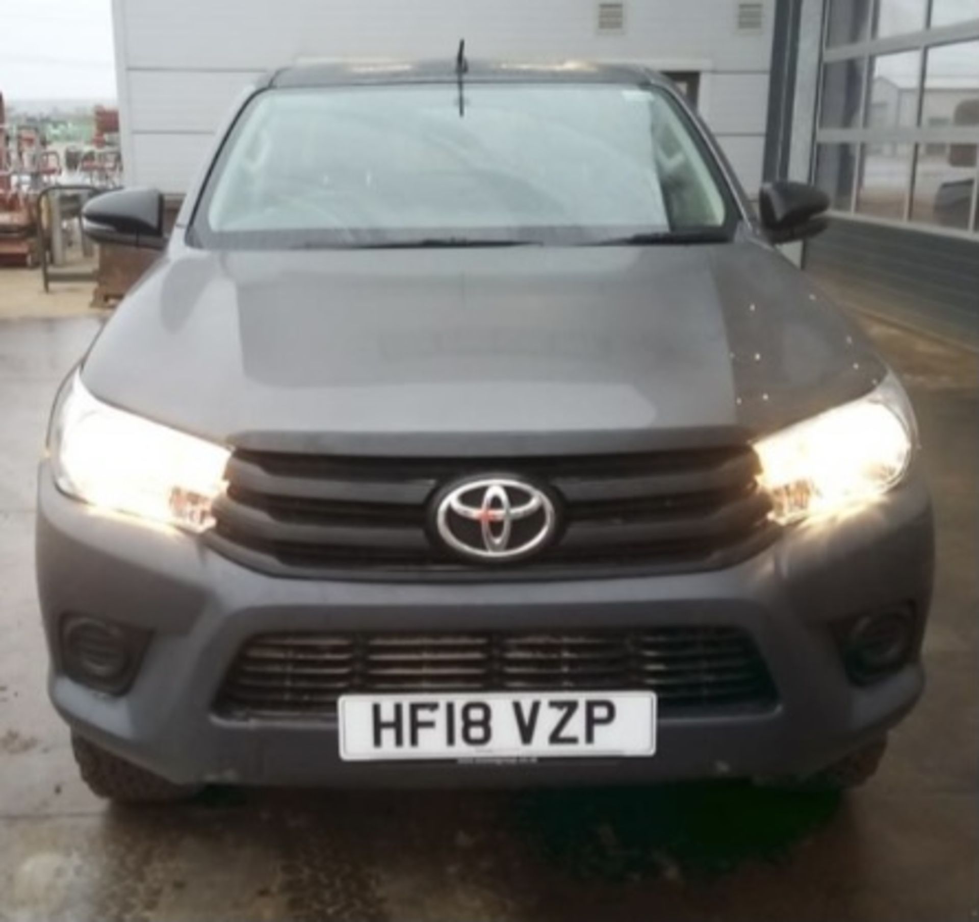 2018 TOYOTA HILUX 2018 2.4D -4WD ACTIVE 6 LOCATION NORTH YORKSHIRE - Image 2 of 15
