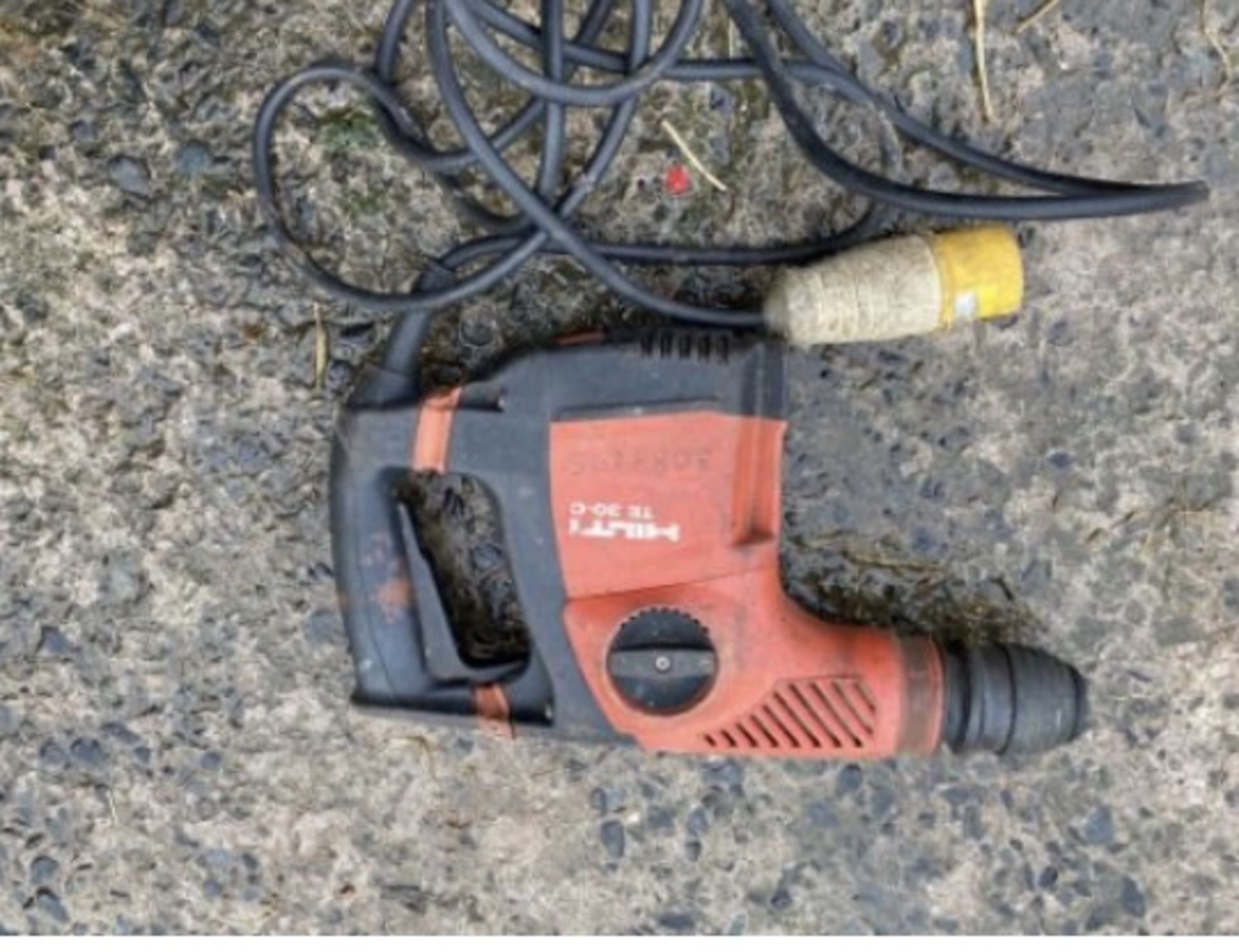 HILTI TE30 HAMMER DRILL 110V - Image 2 of 2