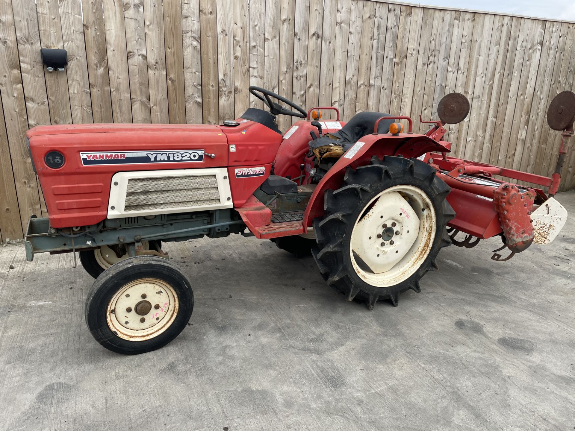 YANMAR YM1280 COMPACT TRACTOR & ROTOVATOR ATTACHMENT  HOURS: 829 3 CYLINDER YANMAR DIESEL ENGINE