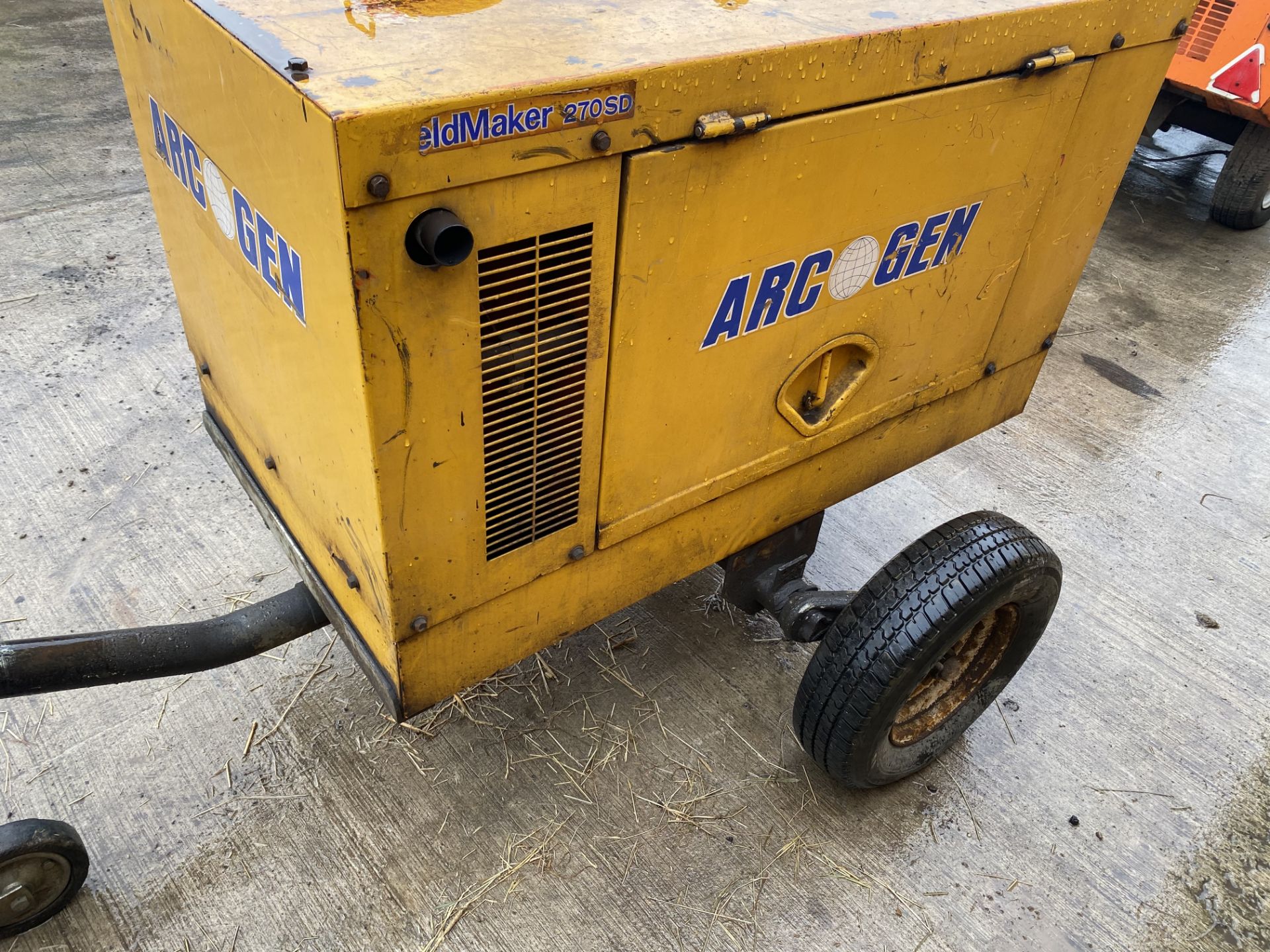 ARC GEN TOW BEHIND WELDER GENERATOR .KUBOTA ENGINE 15 KVA . STARTS RUNS & PRODUCES POWER  PLUS - Image 3 of 6