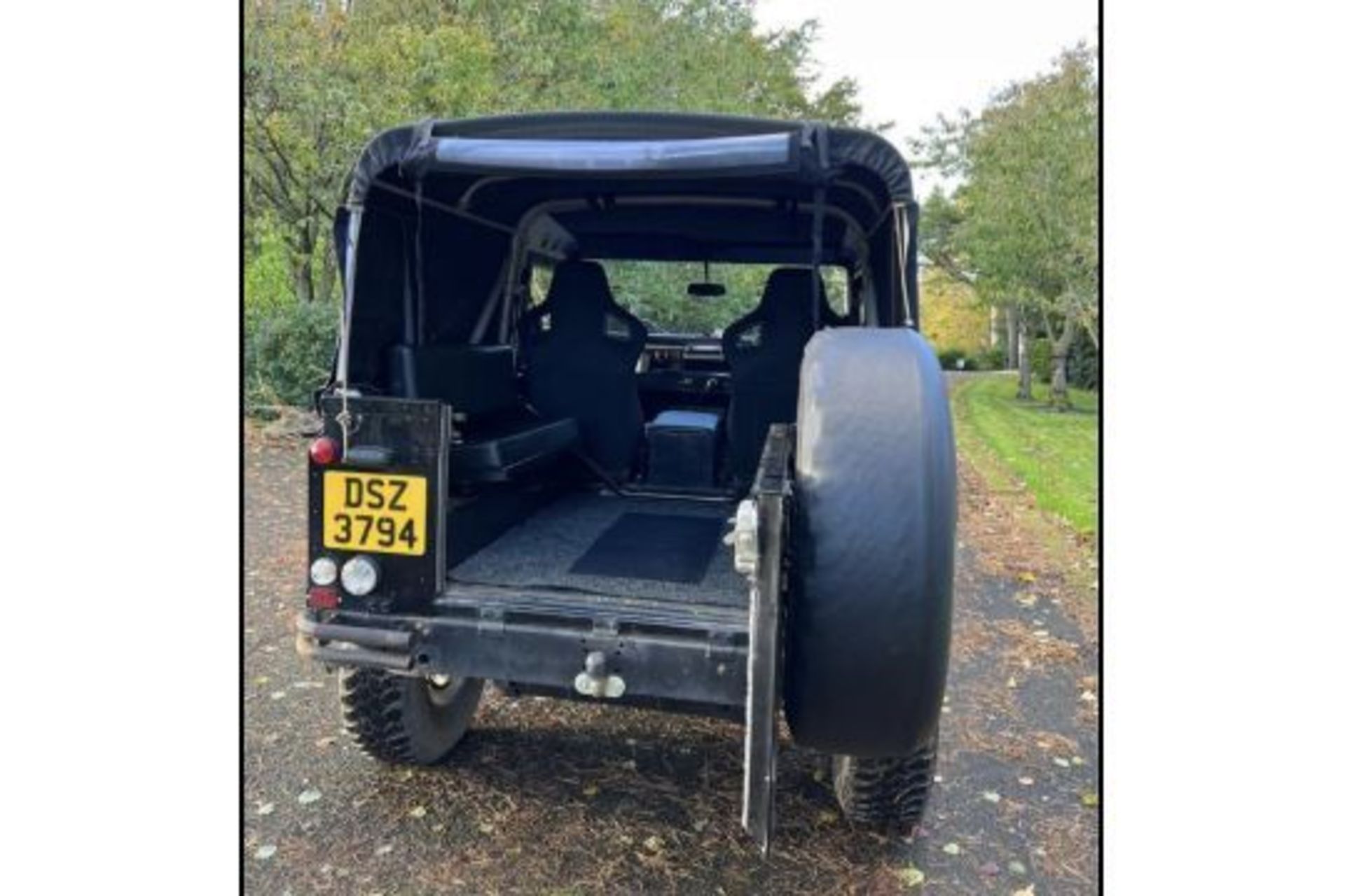 LAND ROVER DEFENDER 90 200 TDI SOFT TOP MOT/PSV 24th October 2022 REG: DS3794 ODO READING: 113k - Image 4 of 4