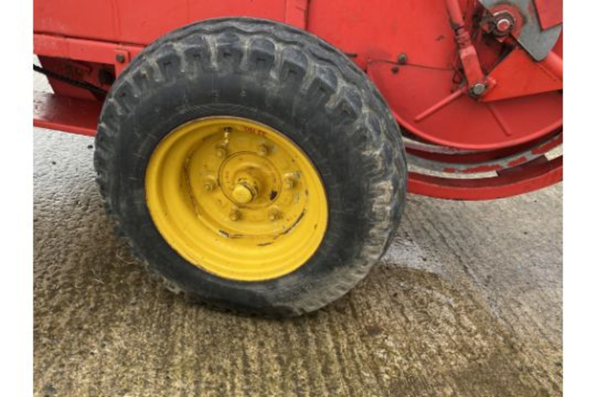 WELGAR SQUARE BALER  LOCATED IN NORTHERN IRELAND - Image 2 of 10