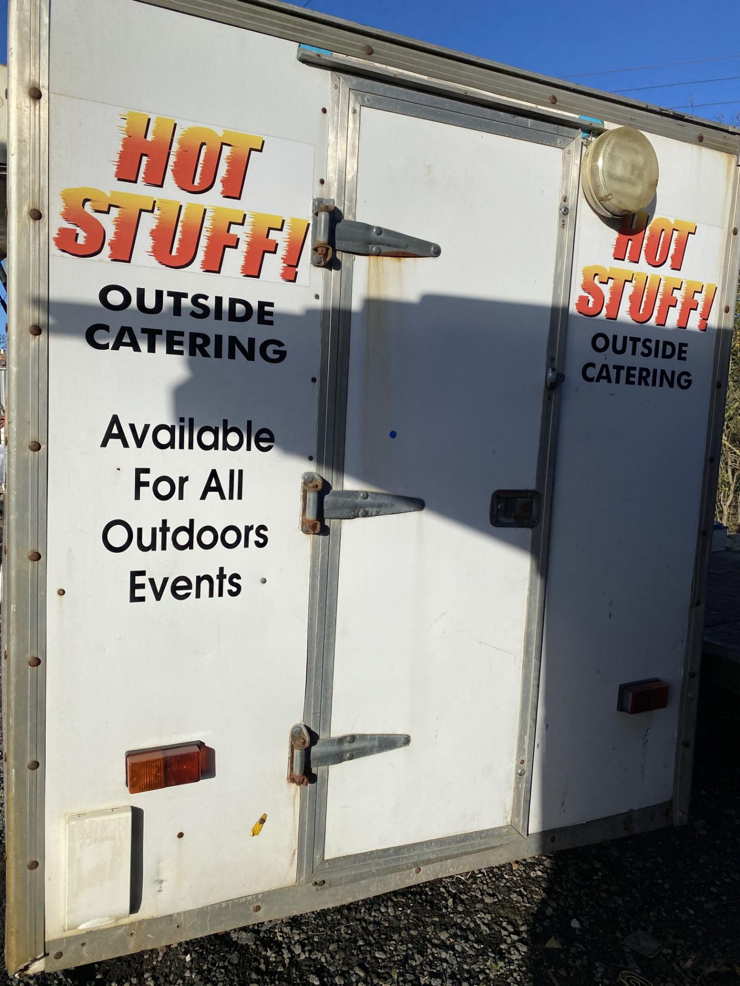 CATERING BOX TRAILER TWIN AXLE - Image 5 of 6