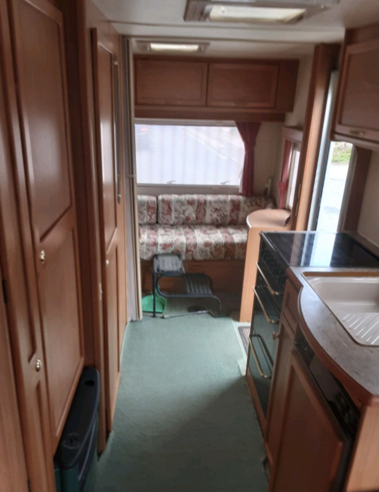 COMPASS HERALD 5 BERTH TORUING CARAVAN *LOCATION NORTH YORKSHIRE* - Image 4 of 7