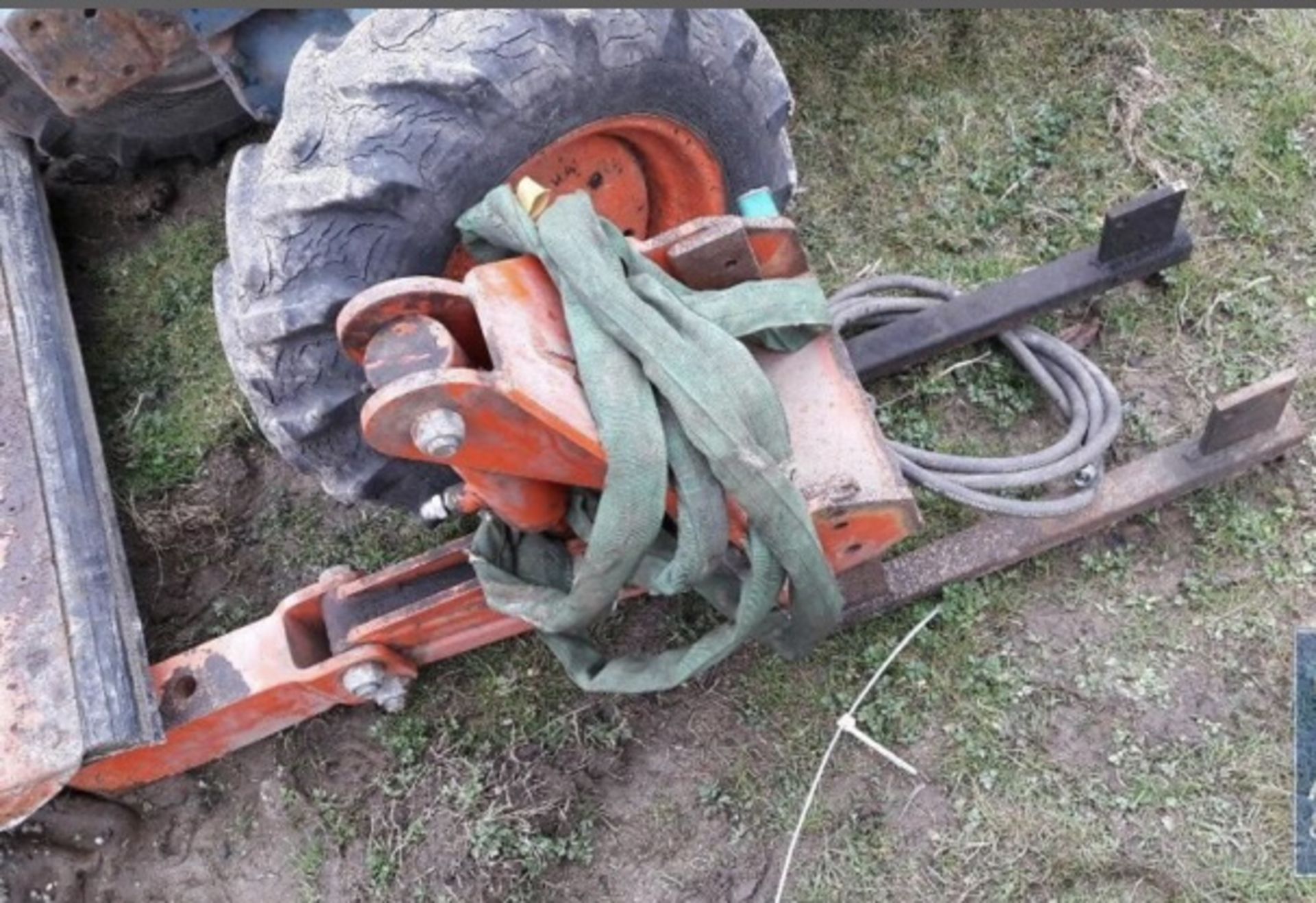 KUBOTA B600 4X4 TRACTOR WITH SNOW PLOUGH LOCATION NORTHERN IRELAND. - Image 8 of 8