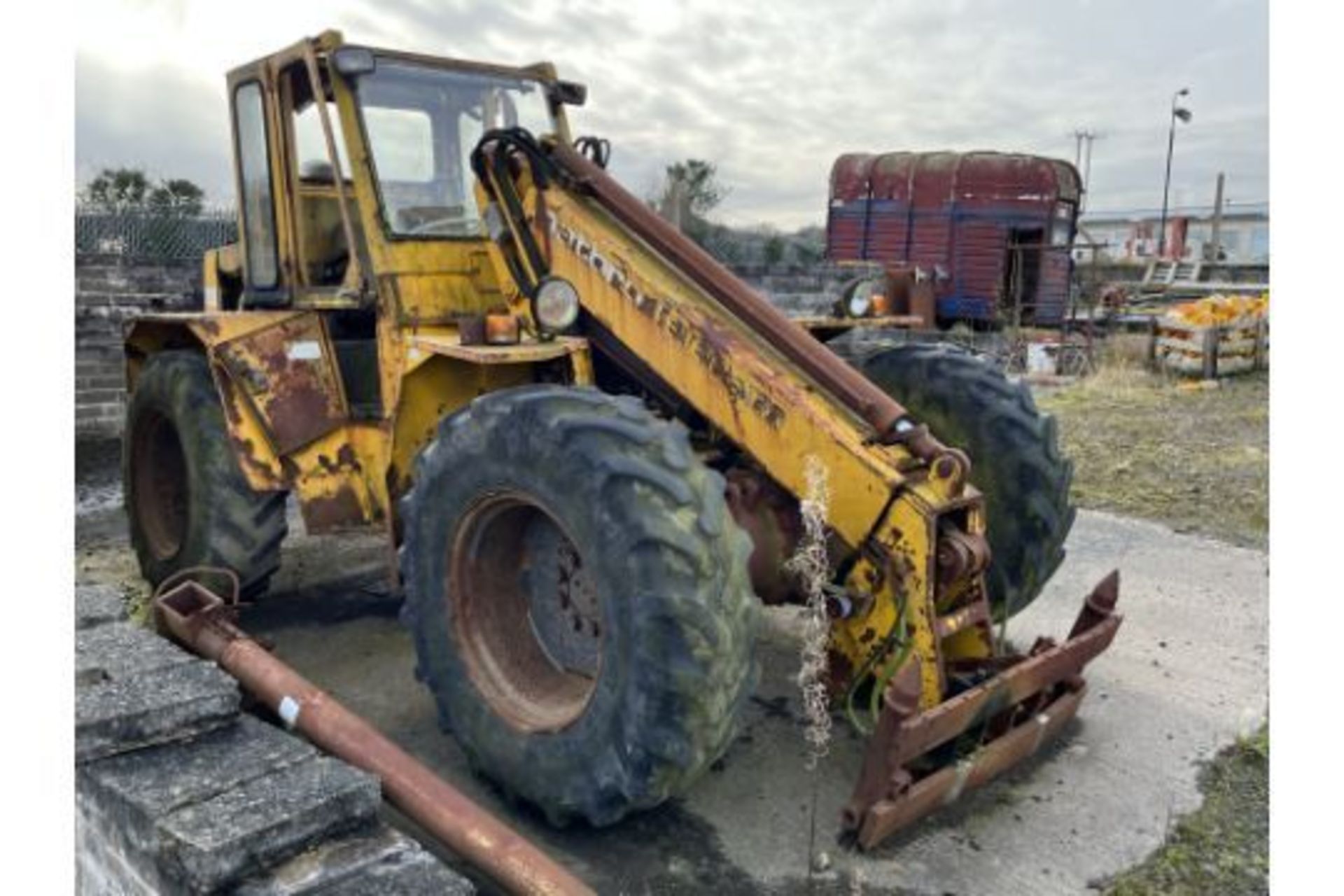 MATBRO TELERAM TELESCOPIC HANDLER BRAKES REQUIRE ATTENTION