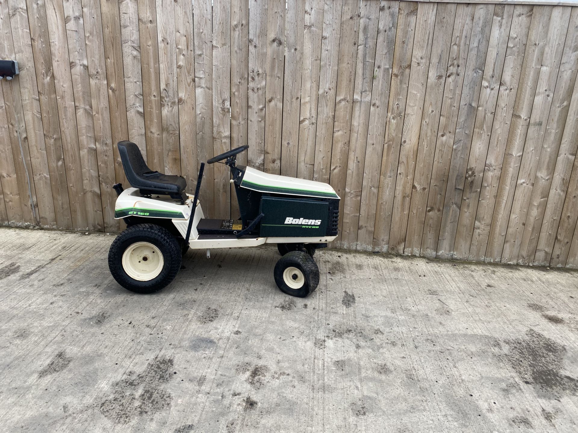 BOLENS RIDE ON COMPACT GARDEN TRACTOR LOCATION NORTH YORKSHIRE.