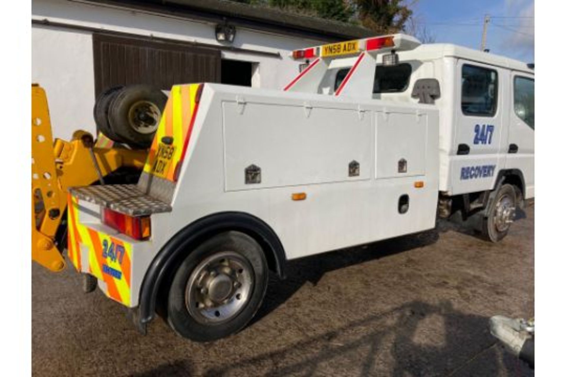 2008 MITSUBISHI FUSO CANTER 7C15d-39 LWB RECOVERY LORRY SPEC LIFT - Image 3 of 13