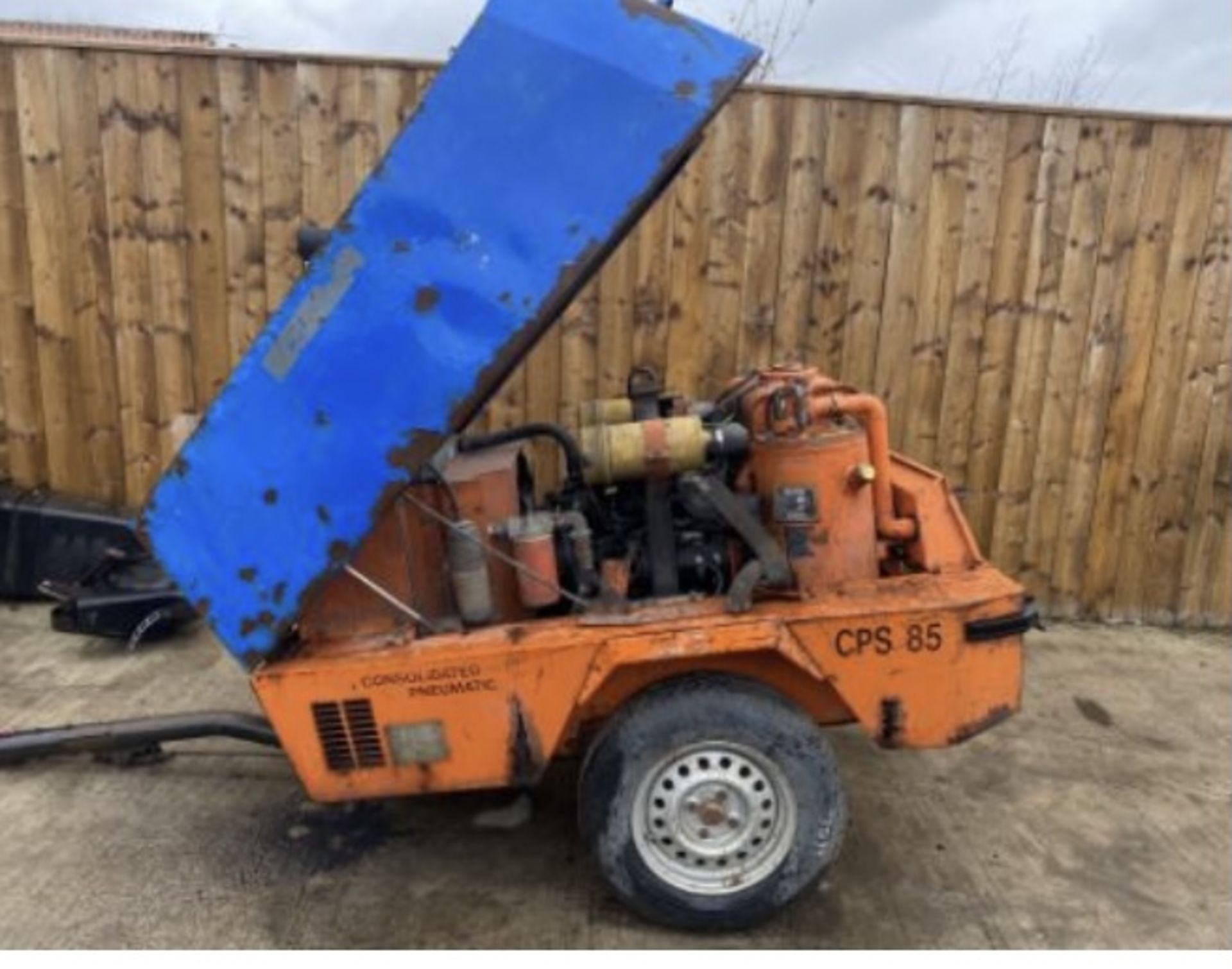 CHIGACO PNEMATIC COMPRESSOR YANMAR 3 CYLINDER ENGINE. STARTS RUNS AND PRODUCES AIR. LOCATED IN NORTH