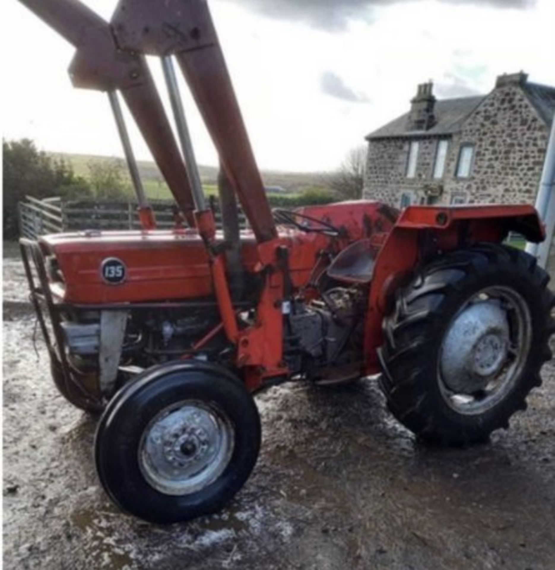 MASSEY FERGUSON 135 WITH LOADER.1970 WITH TAX BOOK.STARTS RUNS AND DRIVES AND LIFTS.SUPERB