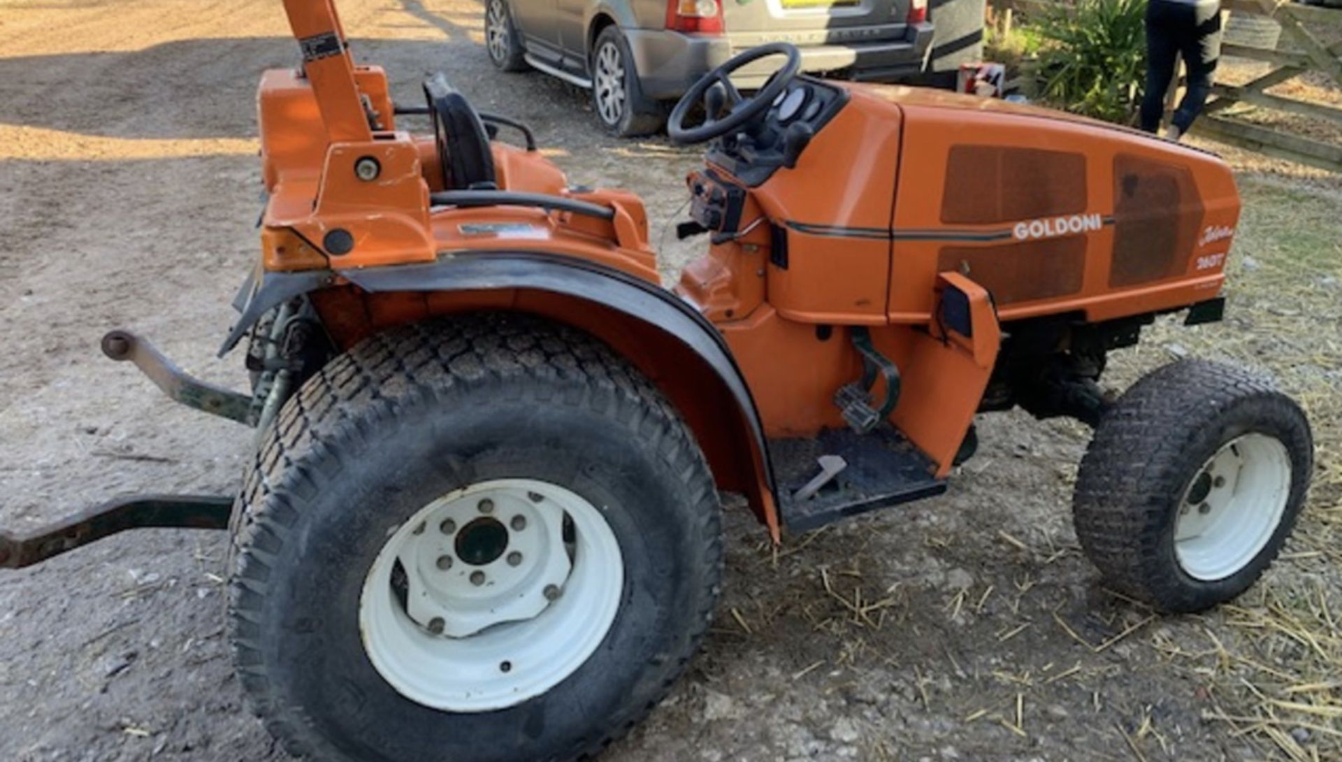 JAH GOLDONI 26HP COMPACT TRACTOR # PTO  3 POINT LINKAGE NO VAT STARTS RUNS & DRIVES  PERKINS - Image 6 of 6