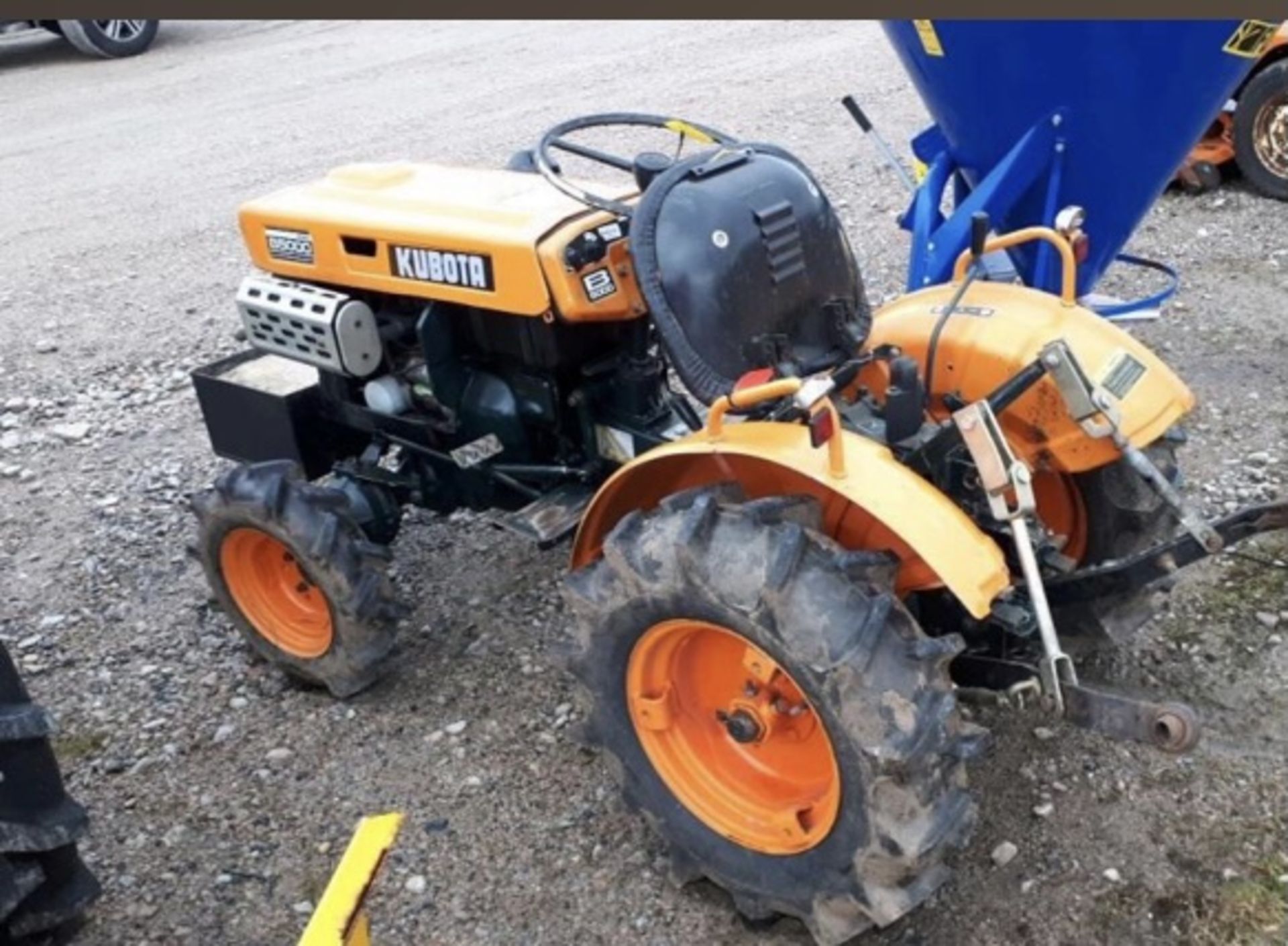 KUBOTA B500 DIESEL TRACTOR.LOCATED IN NORTHERN IRELAND. - Image 4 of 4