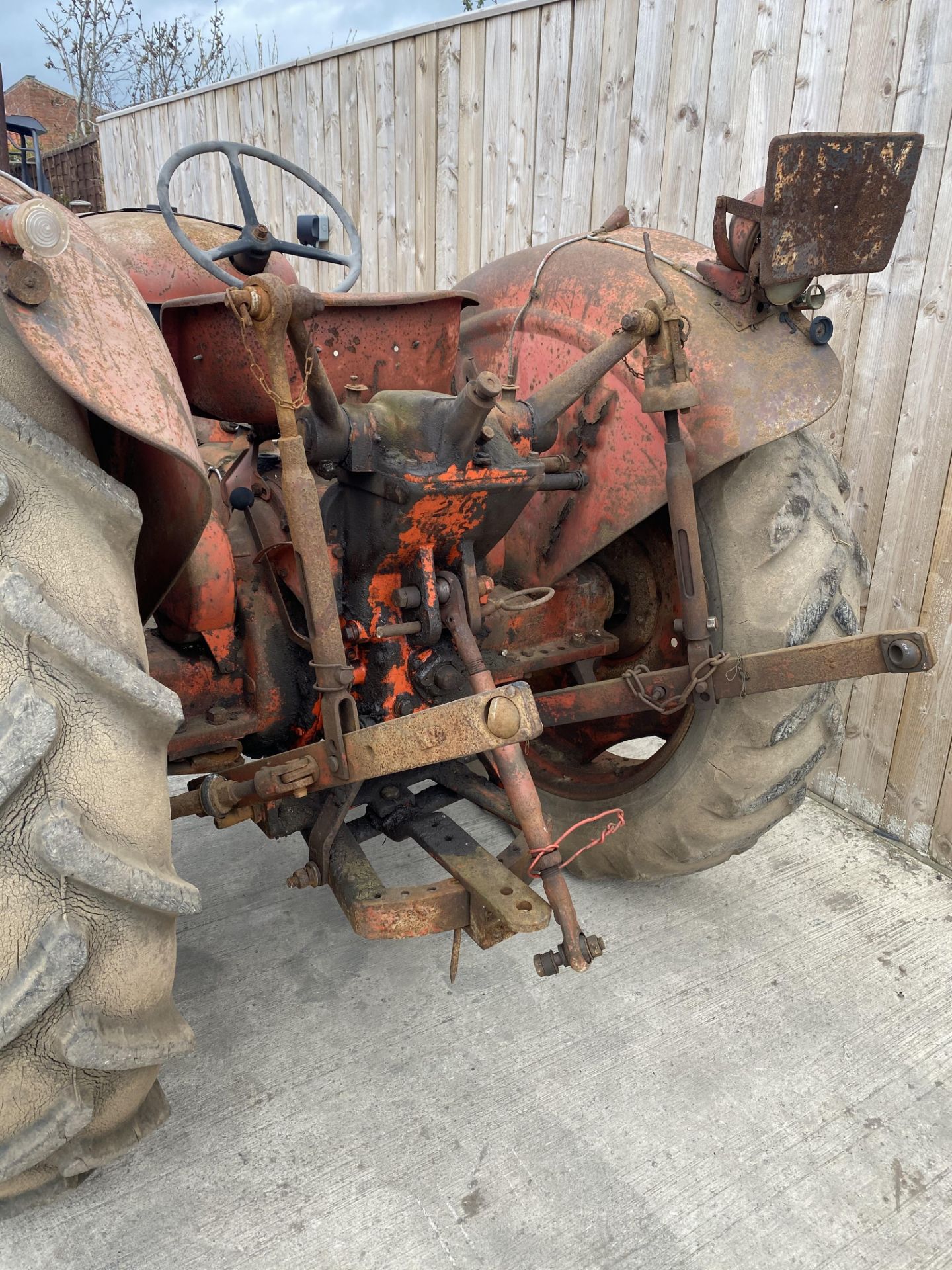 NUFFIELD VINTAGE TRACTOR *LOCATION NORTH YORKSHIRE* - Image 2 of 7